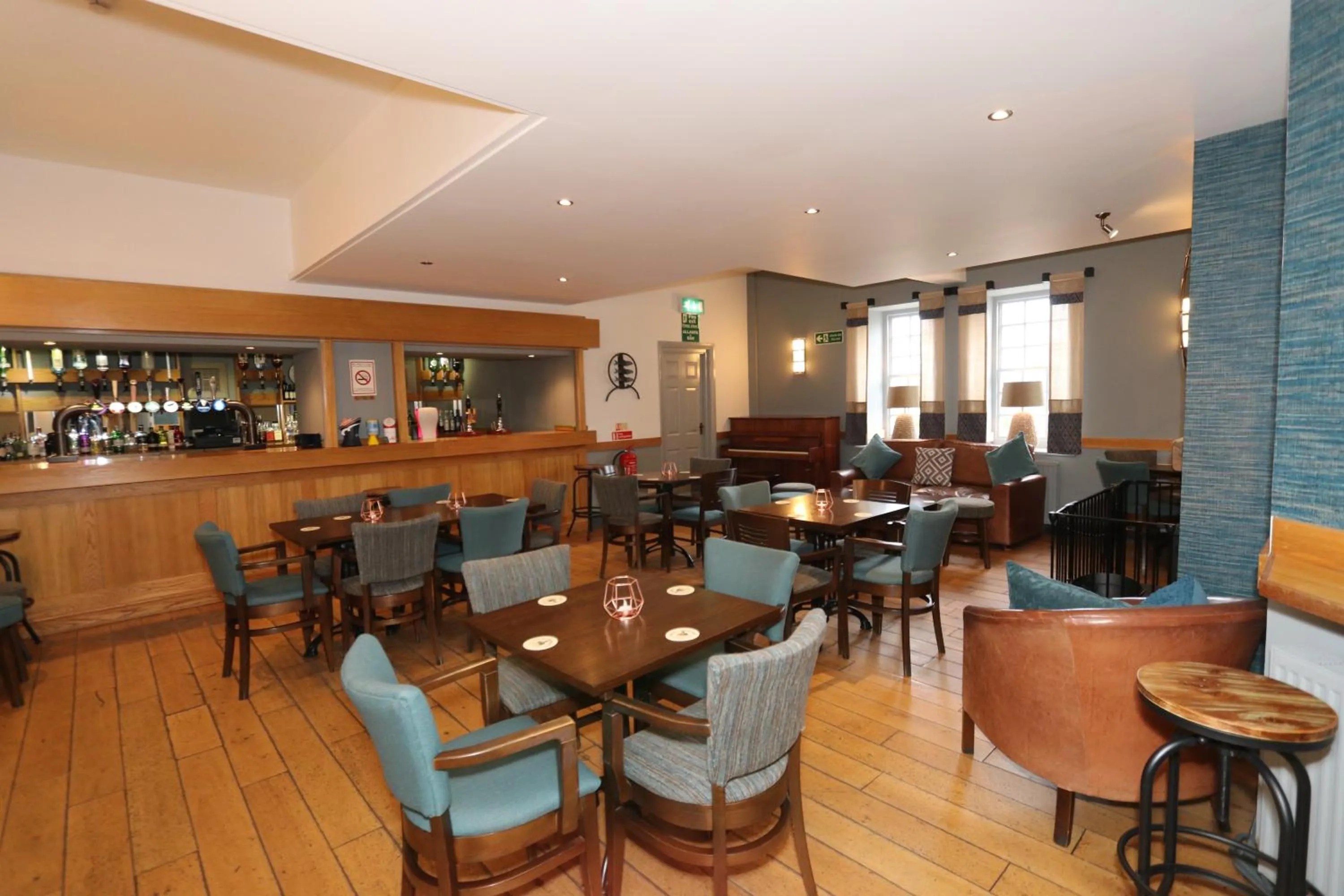 Lounge or bar in Gwesty Nanhoron Arms Hotel