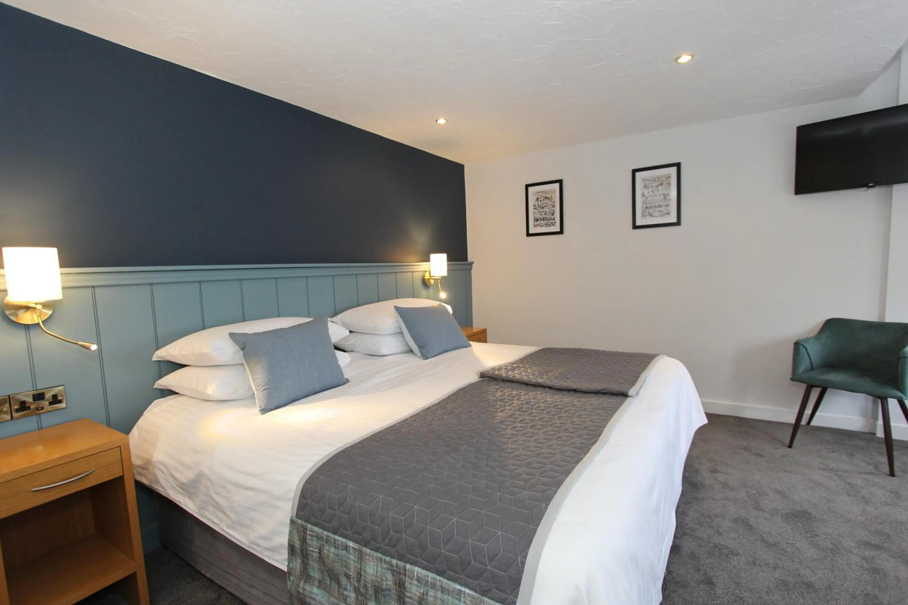 Bed in Gwesty Nanhoron Arms Hotel