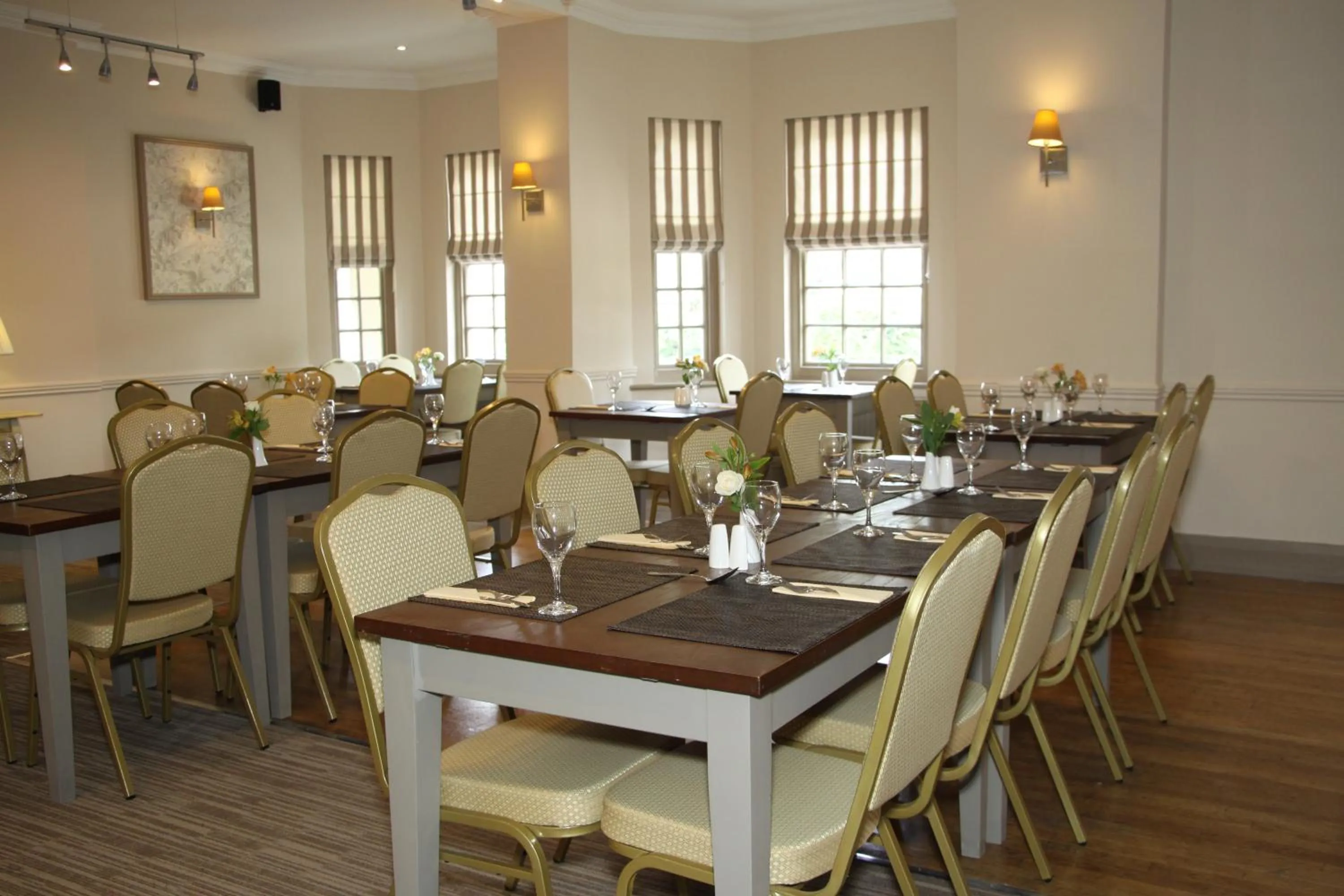 Restaurant/places to eat in Gwesty Nanhoron Arms Hotel