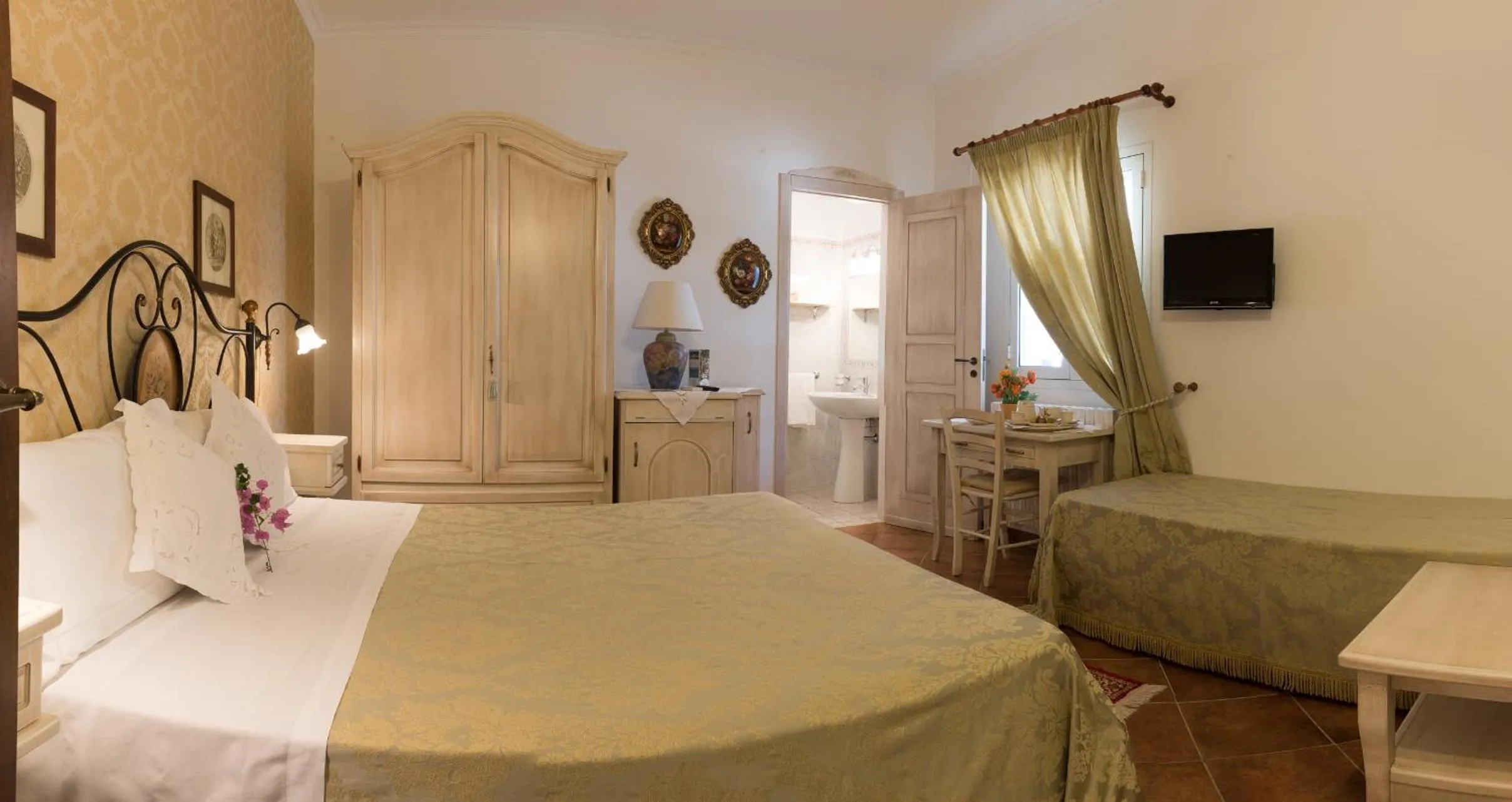 Bedroom, Bed in Agriturismo Salinola