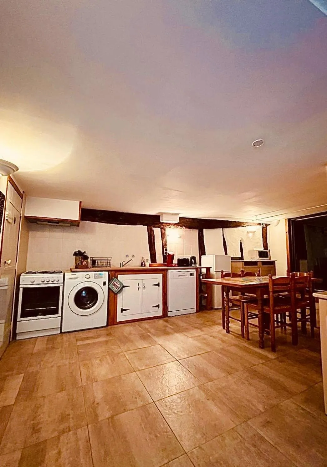 Kitchen or kitchenette in Les Balcons du Pastel