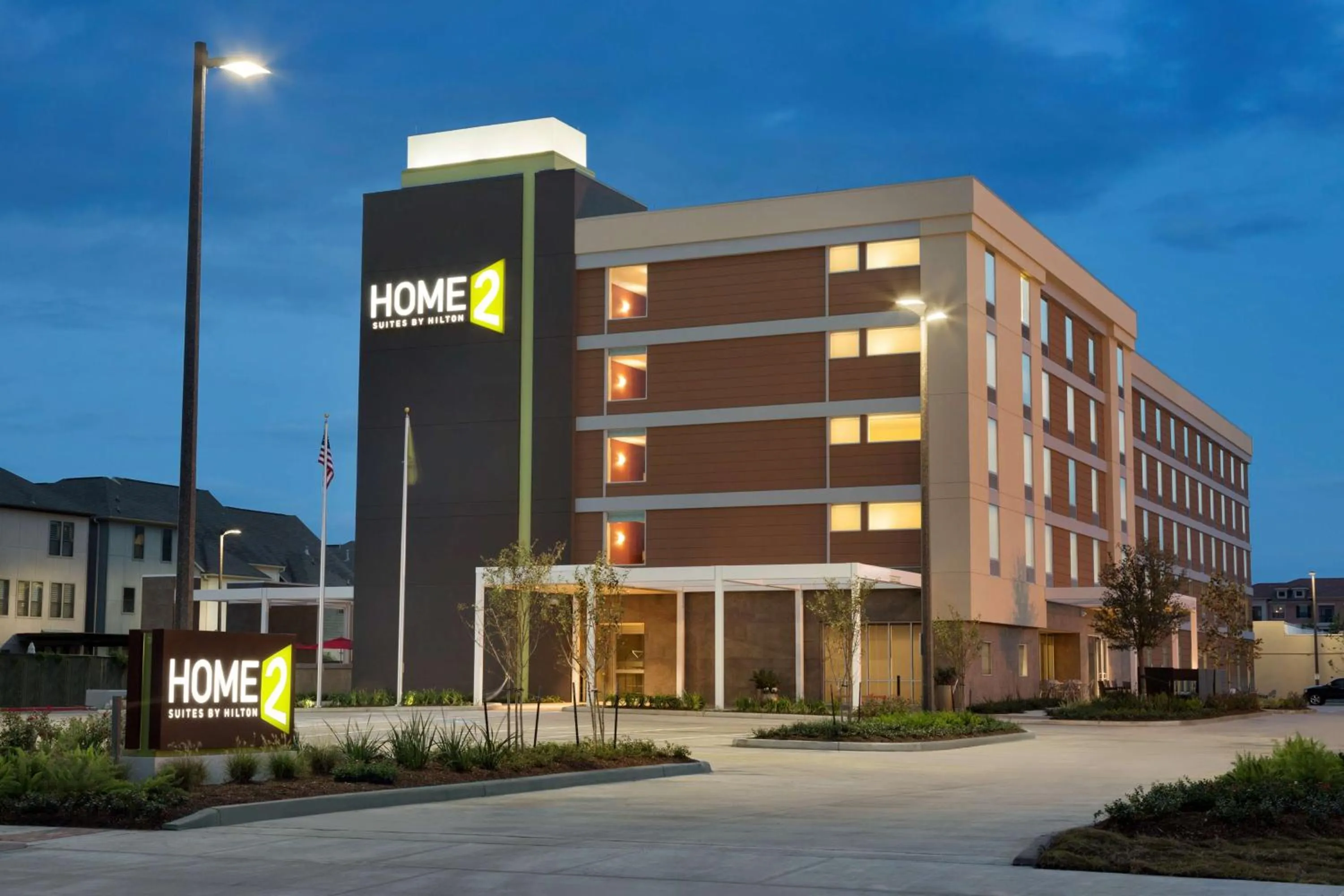 Property building in Home2 Suites by Hilton Houston Energy Corridor