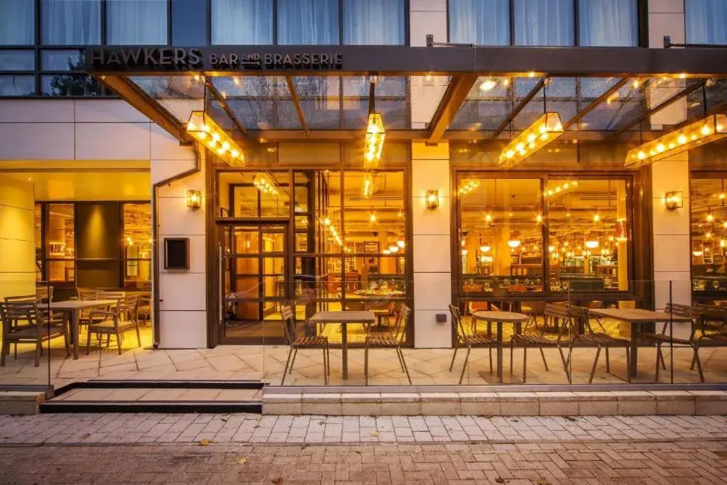 Property building in DoubleTree by Hilton London Kingston Upon Thames Property building in DoubleTree by Hilton London Kingston Upon Thames