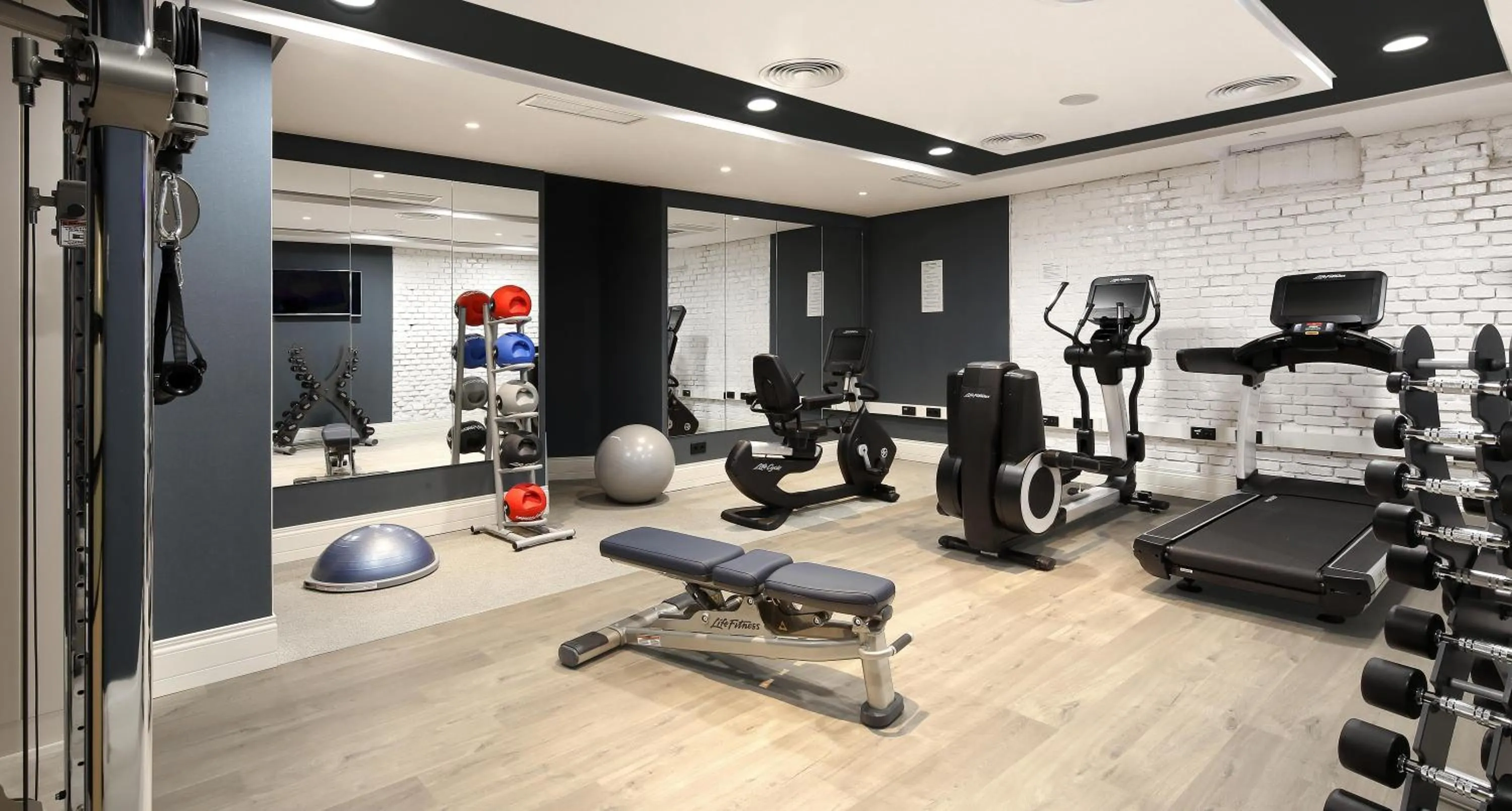 Fitness centre/facilities in DoubleTree by Hilton Madrid-Prado