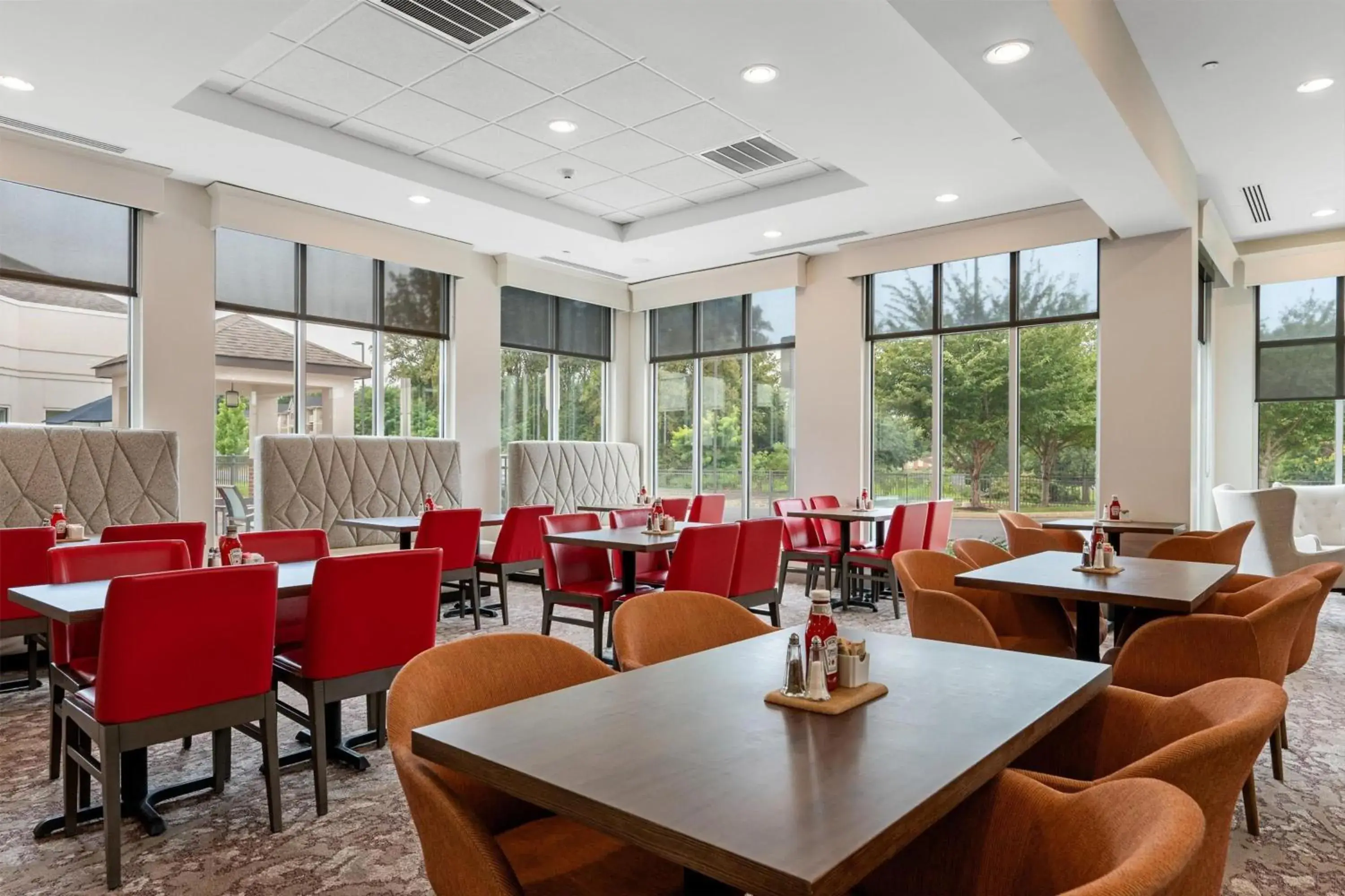 Restaurant/places to eat in Hilton Garden Inn Martinsburg Restaurant/places to eat in Hilton Garden Inn Martinsburg