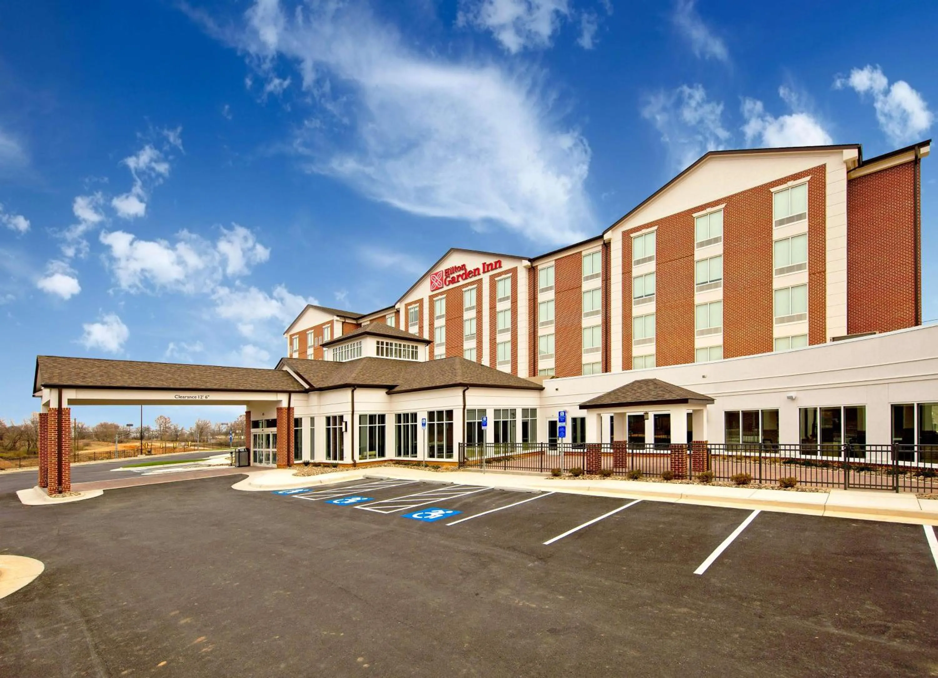 Property building in Hilton Garden Inn Martinsburg