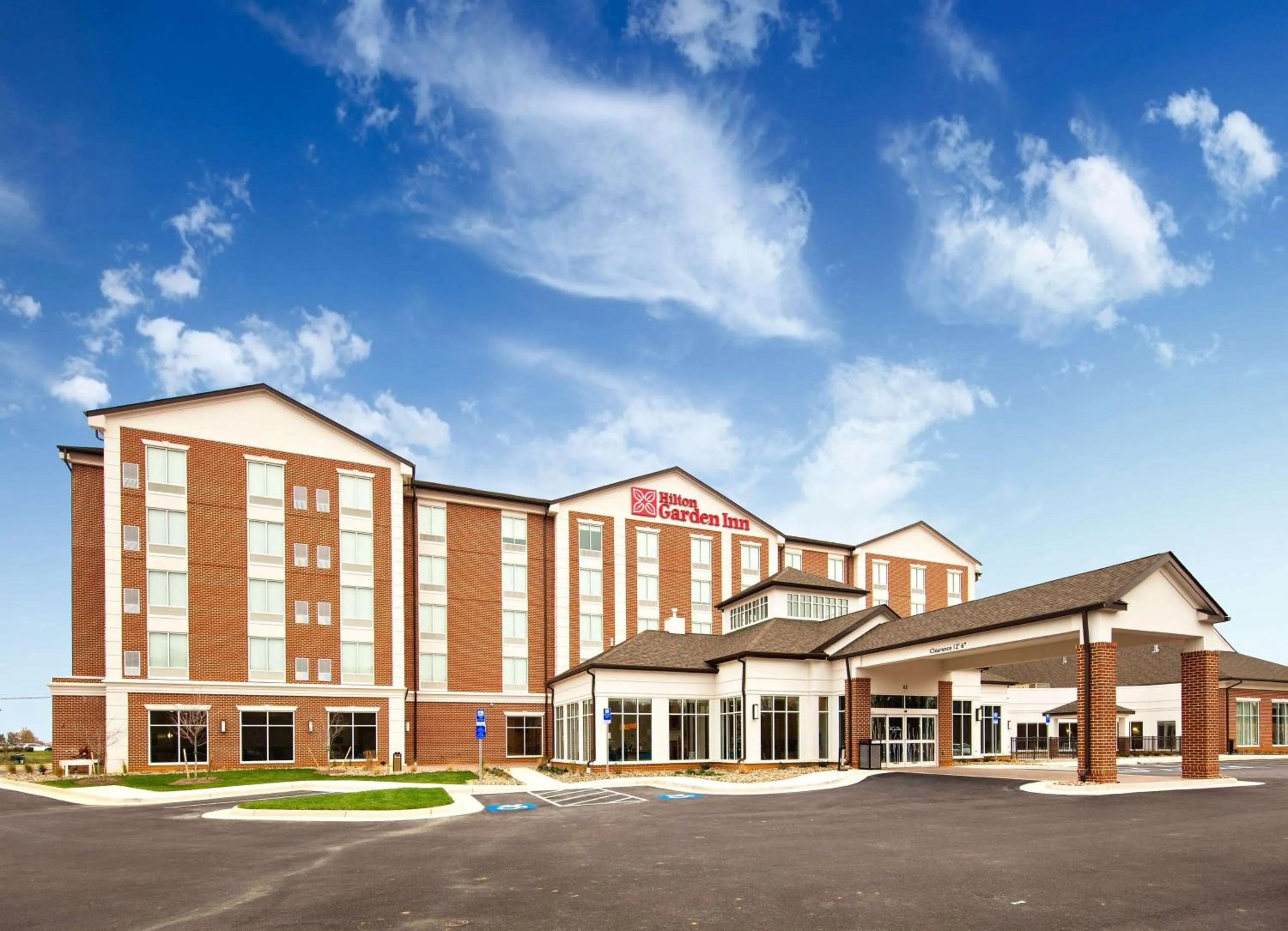 Property building in Hilton Garden Inn Martinsburg