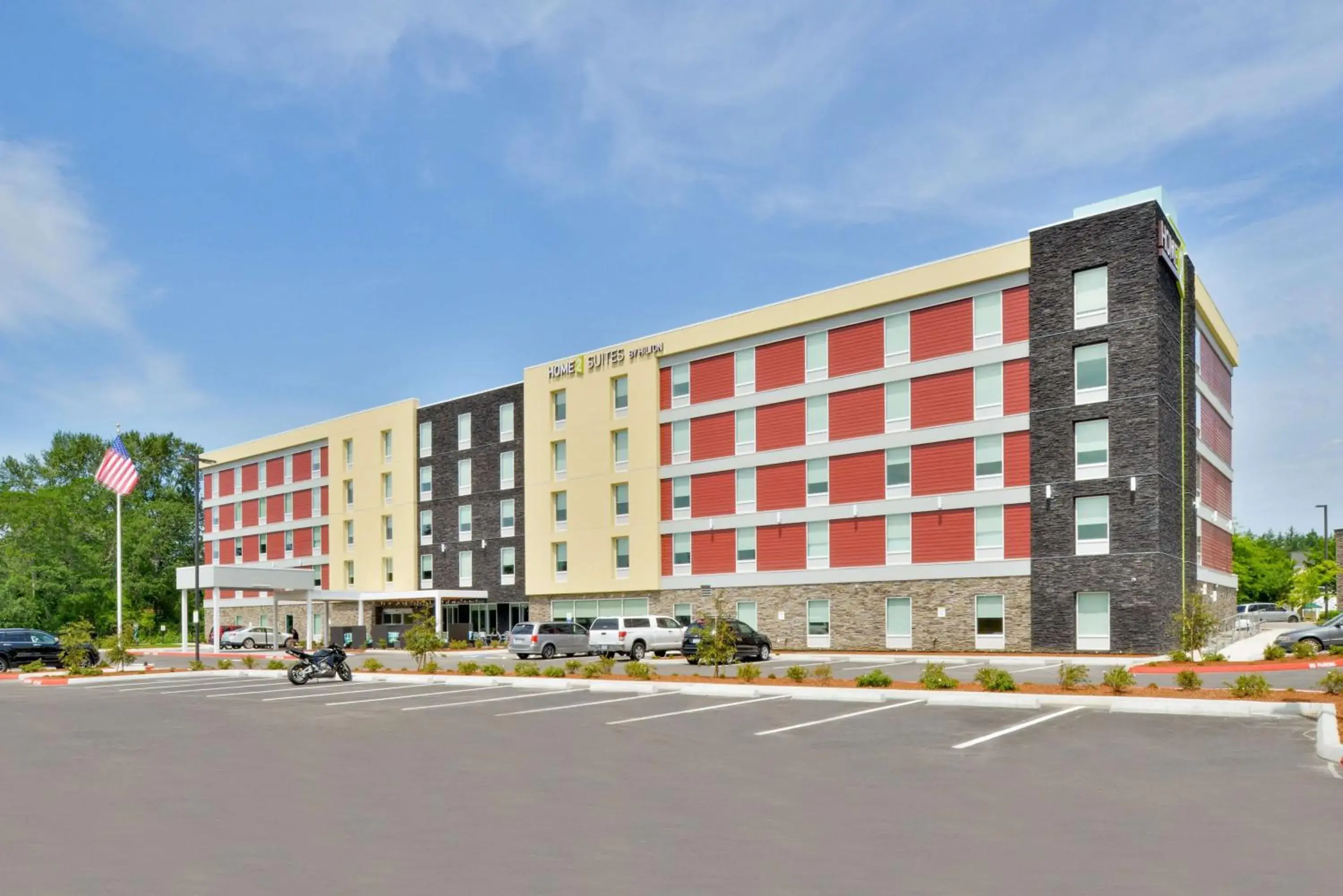 Property building in Home2 Suites By Hilton DuPont Property building in Home2 Suites By Hilton DuPont