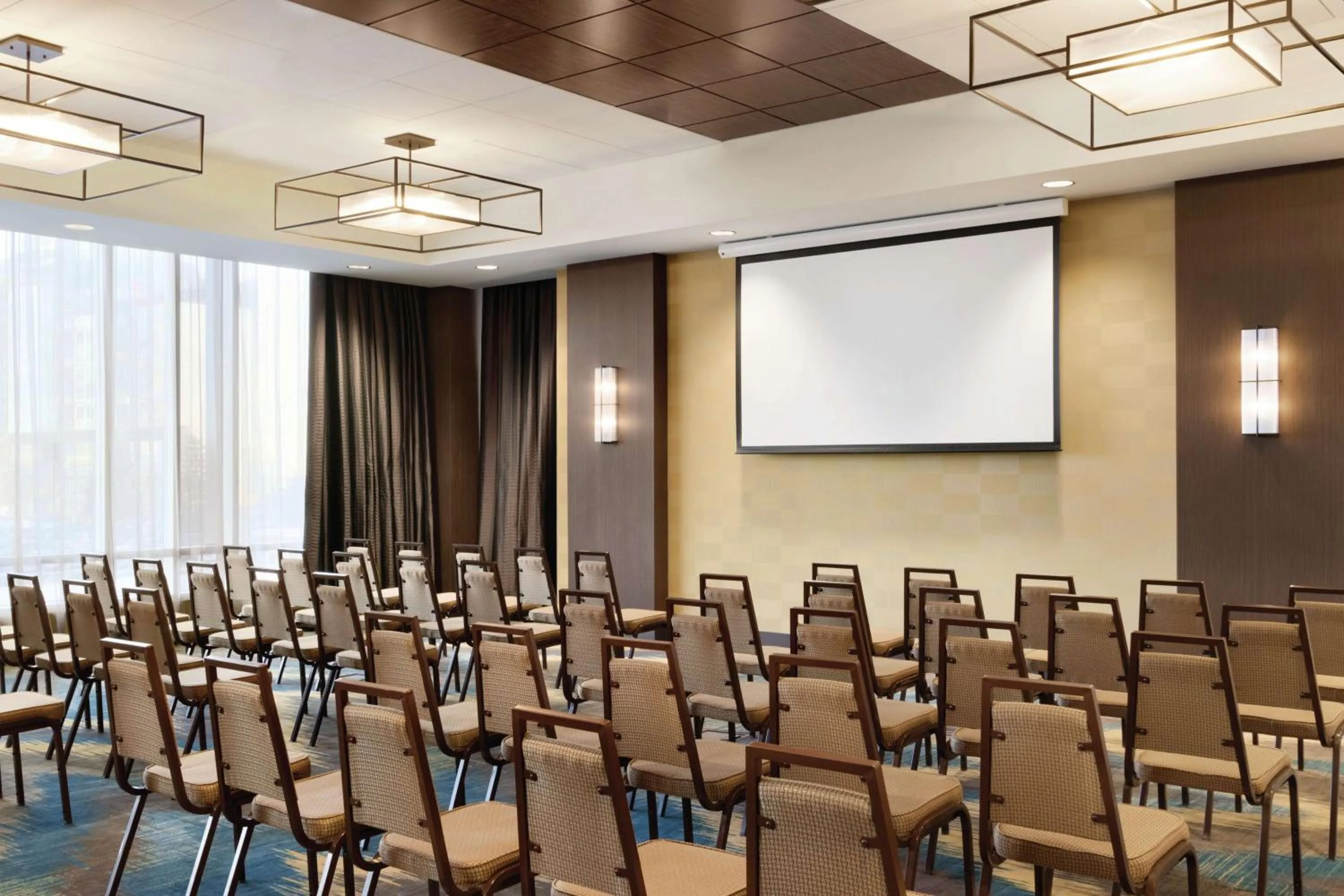 Meeting/conference room in Hilton Garden Inn Calgary Downtown