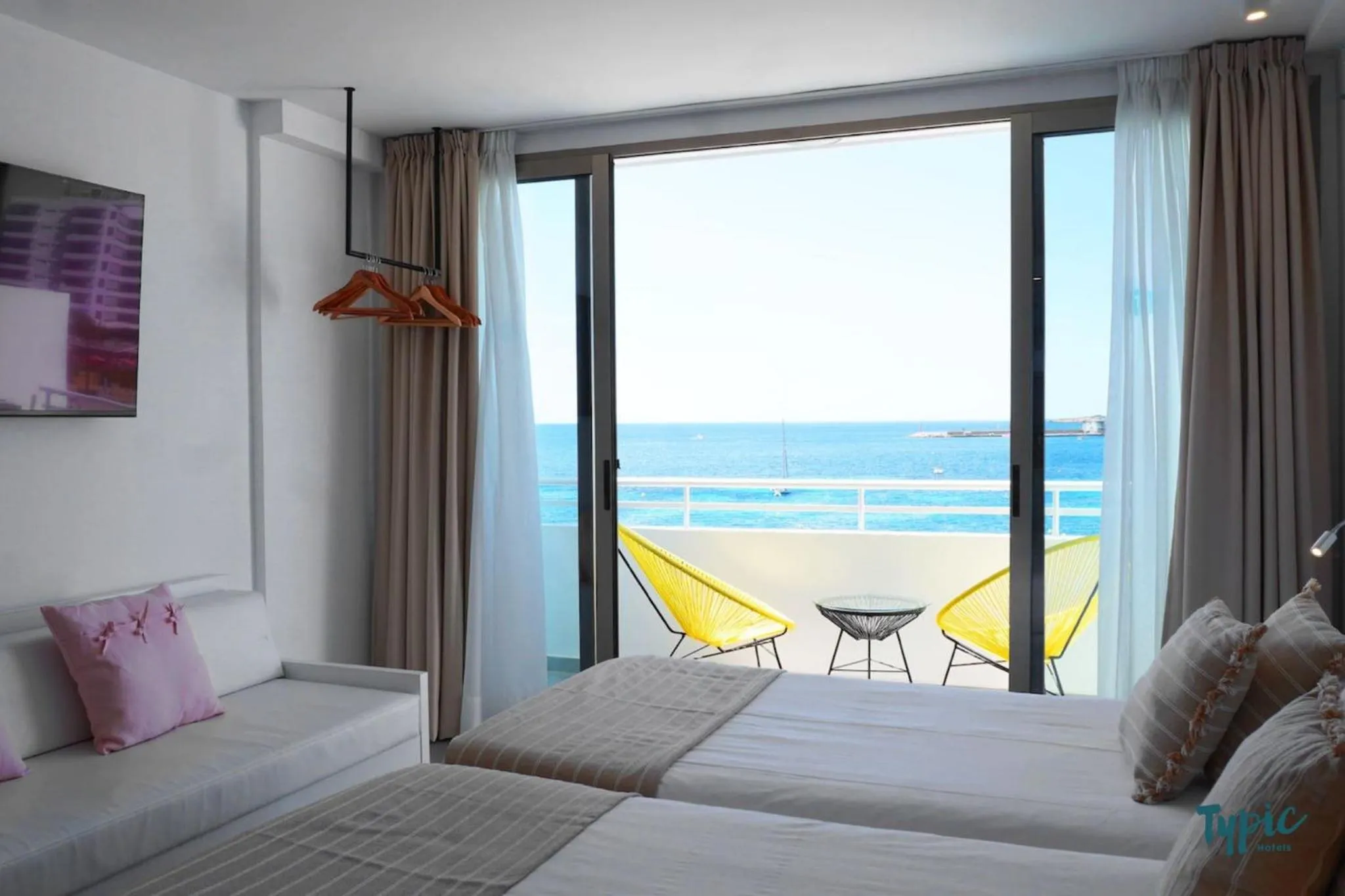 Bed in Typic Marina Playa - Adults Only