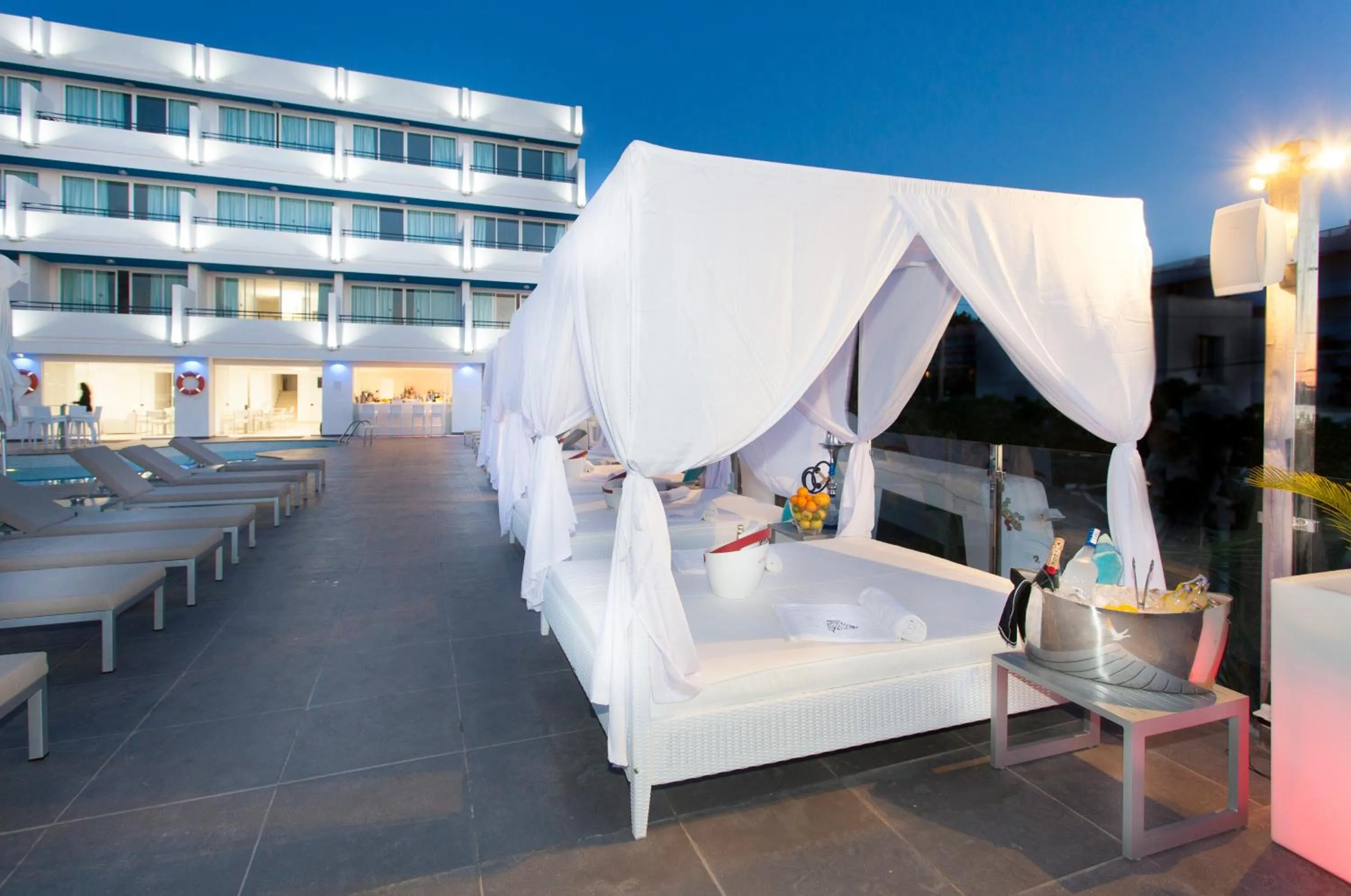 Restaurant/places to eat in Typic Marina Playa - Adults Only