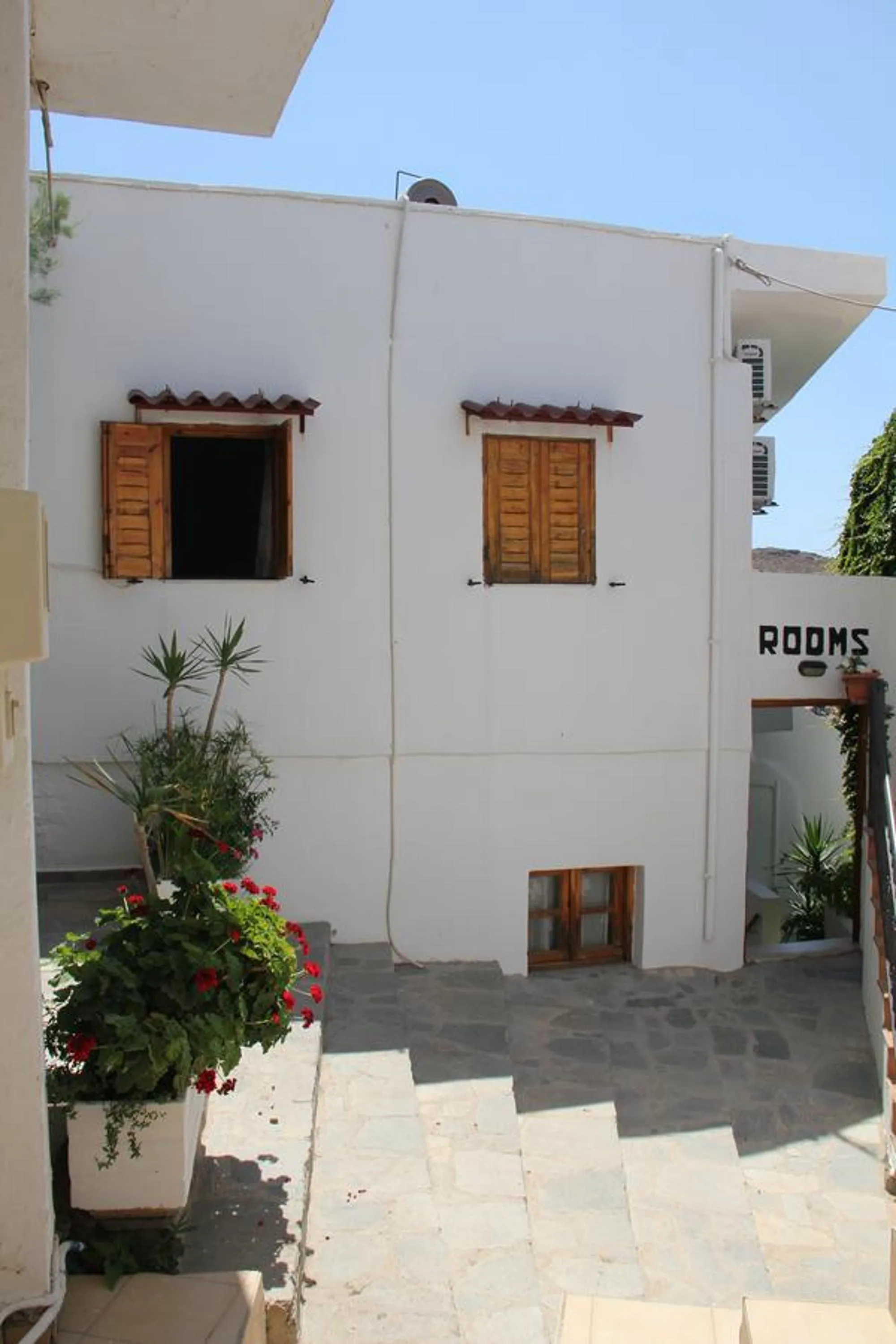 Facade/entrance in Hotel Alkyon