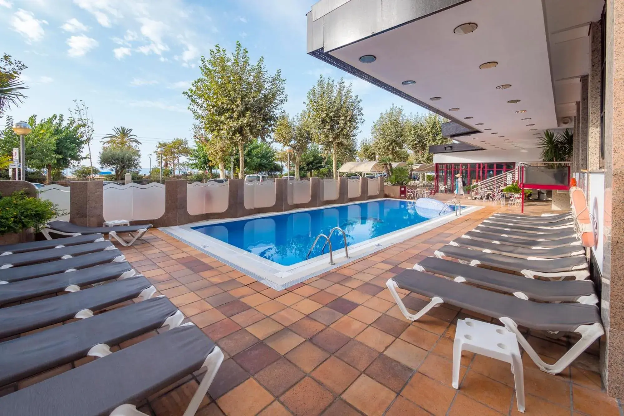 Swimming pool in Checkin Garbí Swimming pool in Checkin Garbí