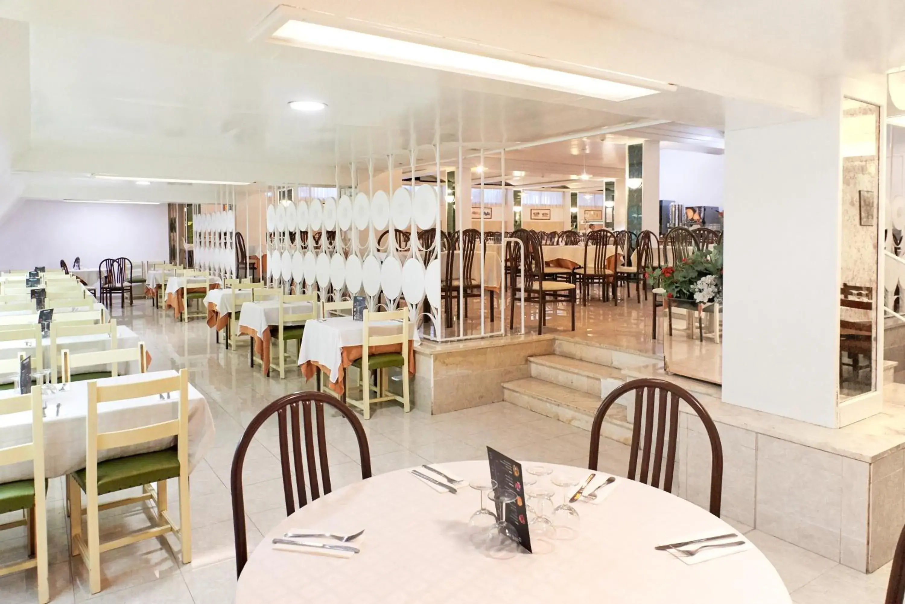 Restaurant/places to eat in Checkin Garbí Restaurant/places to eat in Checkin Garbí