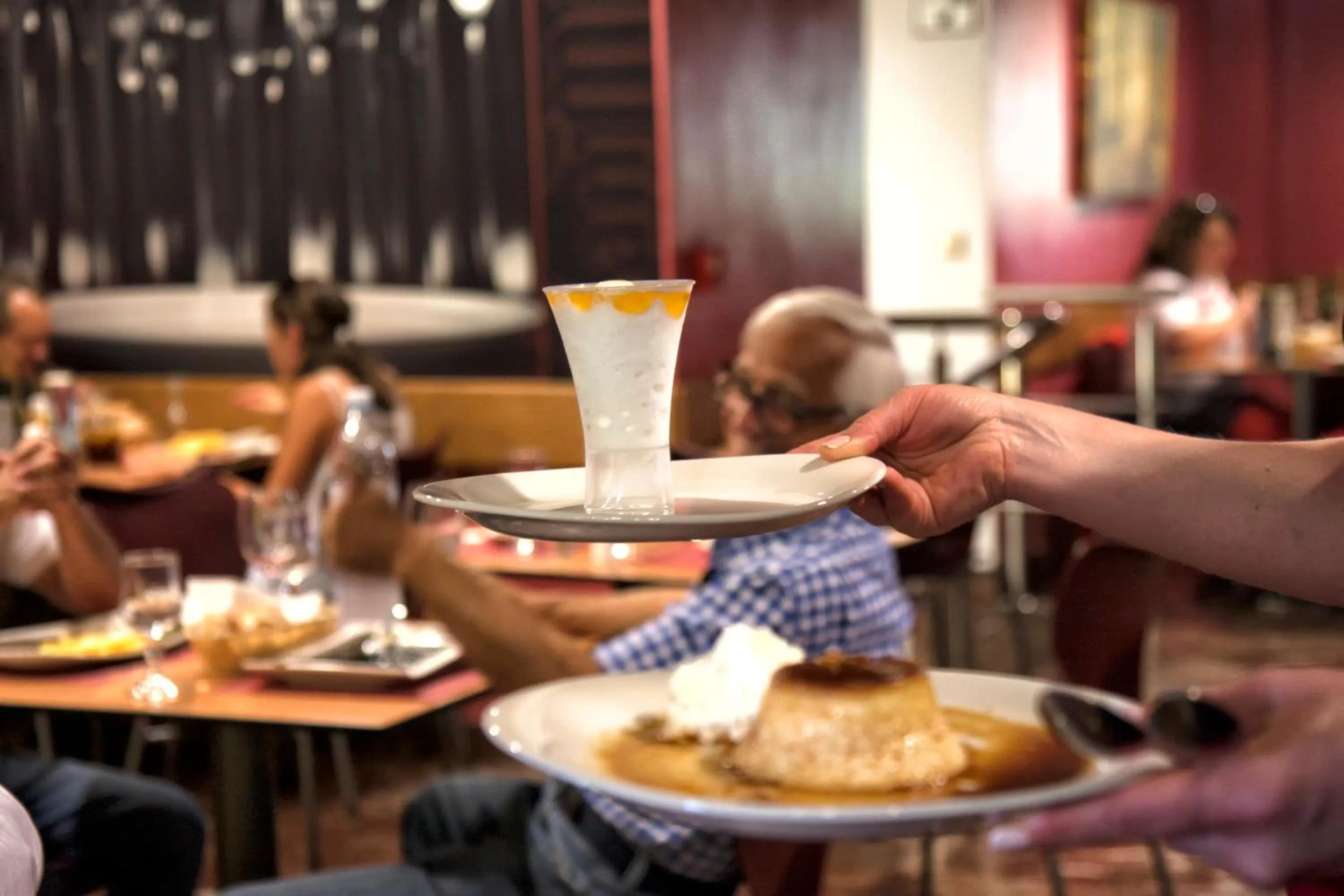 Restaurant/places to eat in Hotel Aitana