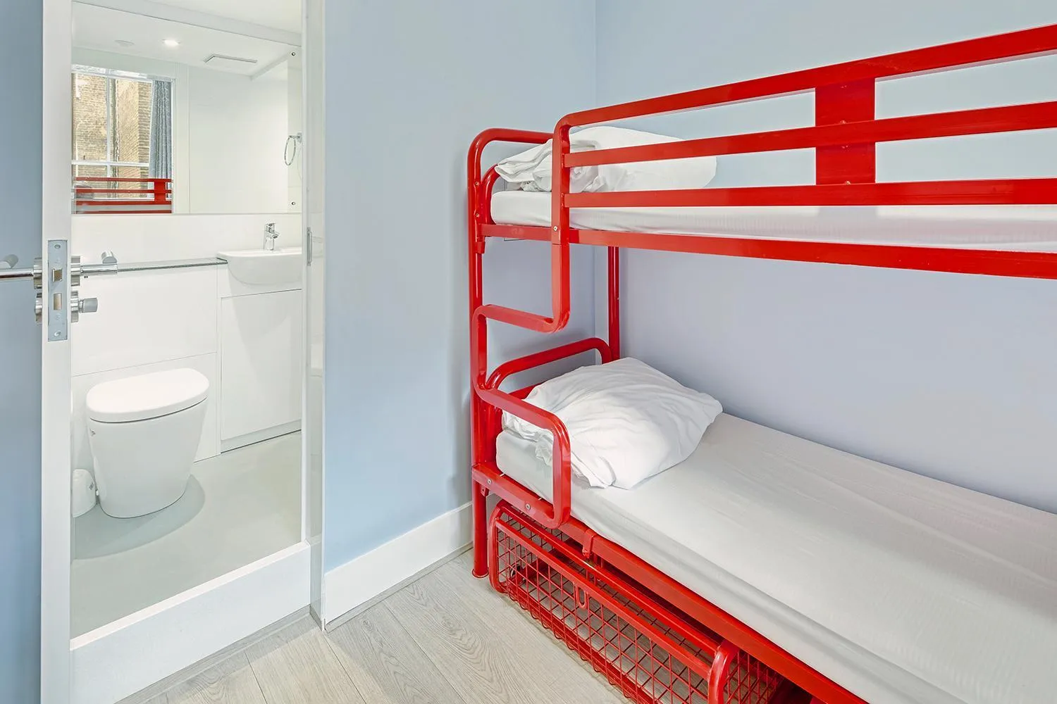 bunk bed, Bed in Astor Kensington Hostel