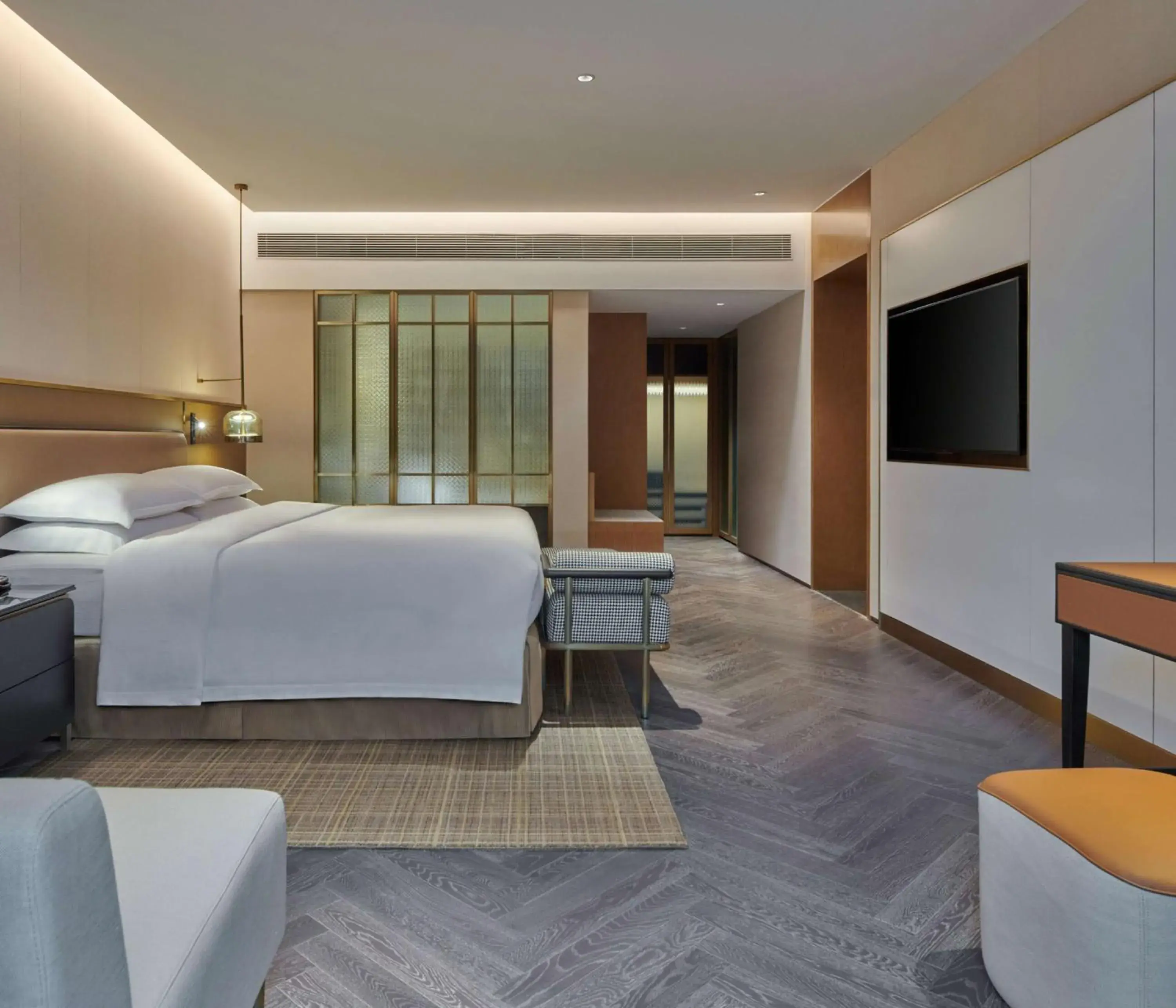 Bed in Hilton Guangzhou Science City, Free Shuttle Bus during Canton Fair Bed in Hilton Guangzhou Science City, Free Shuttle Bus during Canton Fair