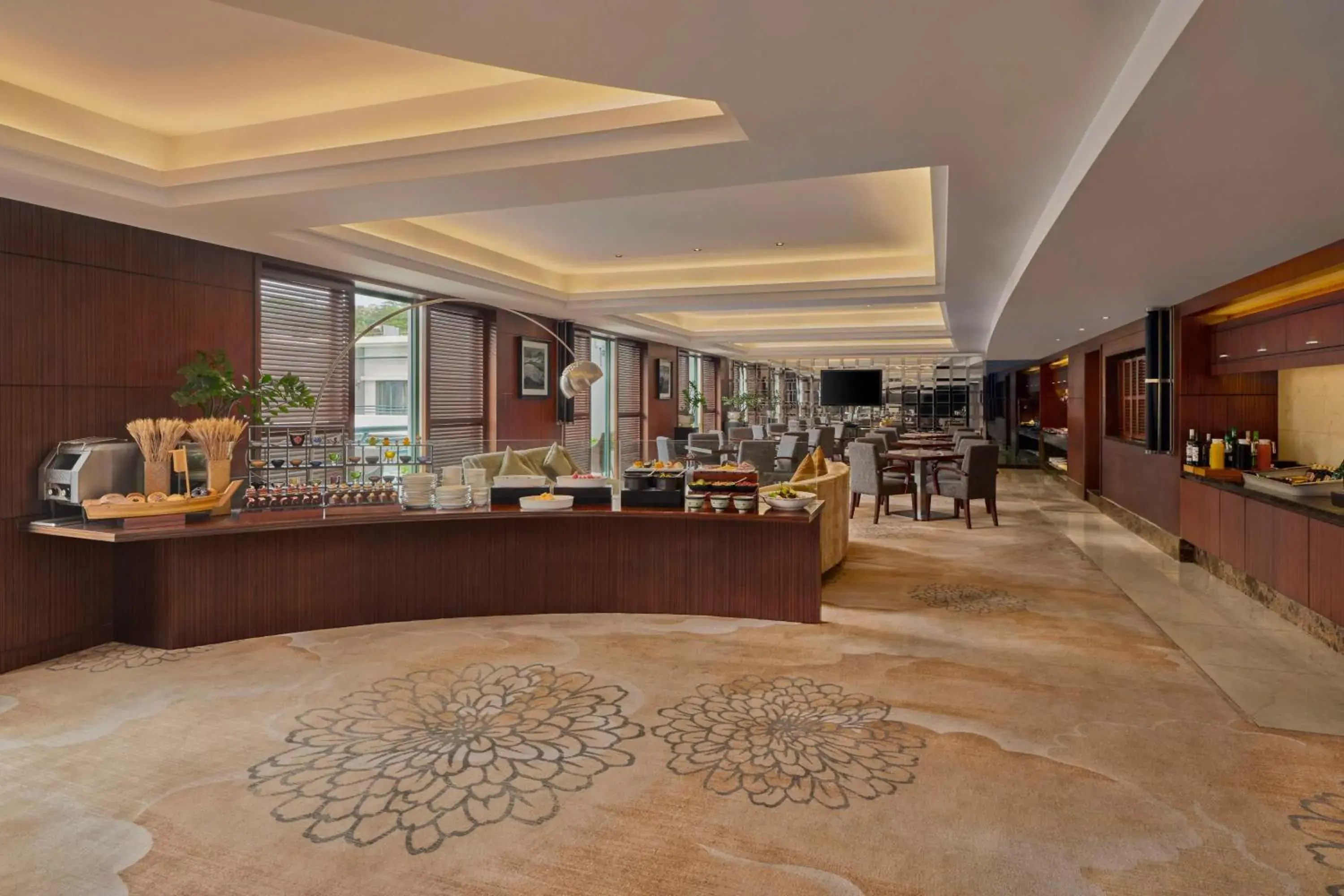 Property building in Hilton Guangzhou Science City, Free Shuttle Bus during Canton Fair Property building in Hilton Guangzhou Science City, Free Shuttle Bus during Canton Fair