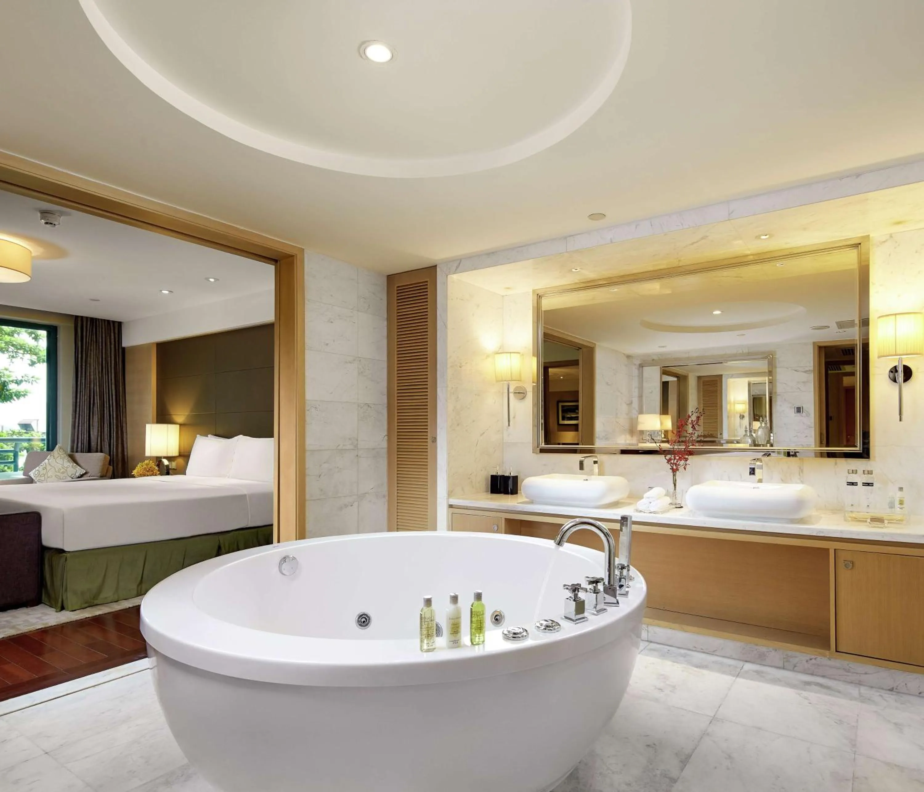 Bathroom in Hilton Guangzhou Science City, Free Shuttle Bus during Canton Fair