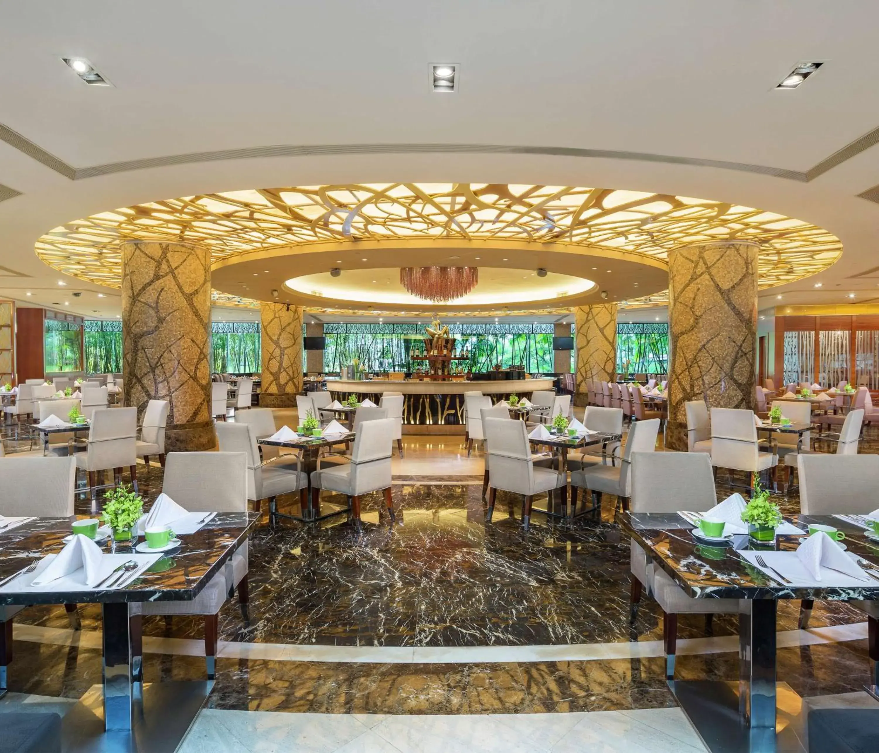Restaurant/places to eat in Hilton Guangzhou Science City, Free Shuttle Bus during Canton Fair Restaurant/places to eat in Hilton Guangzhou Science City, Free Shuttle Bus during Canton Fair