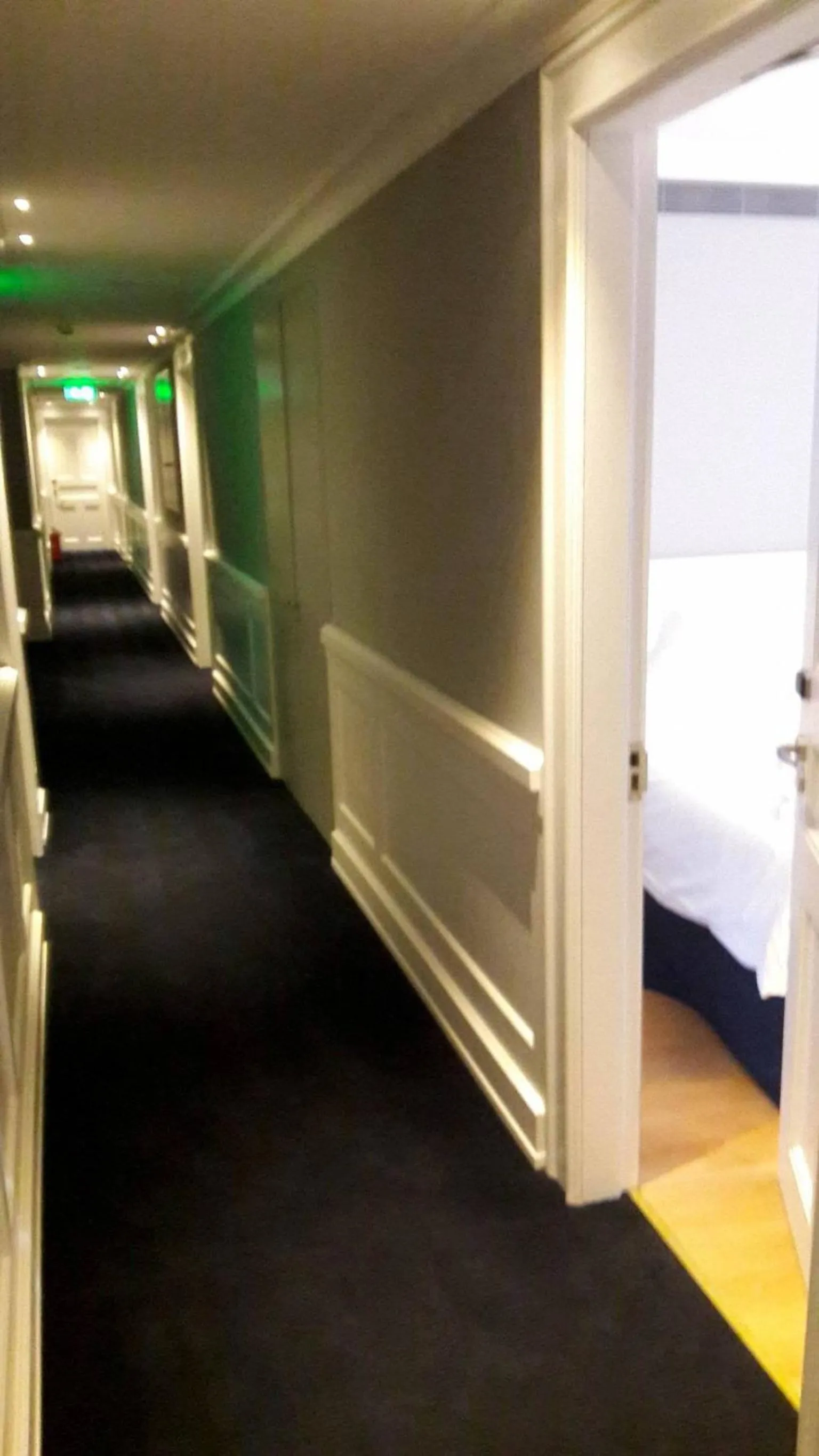 Area and facilities in Aenos Hotel