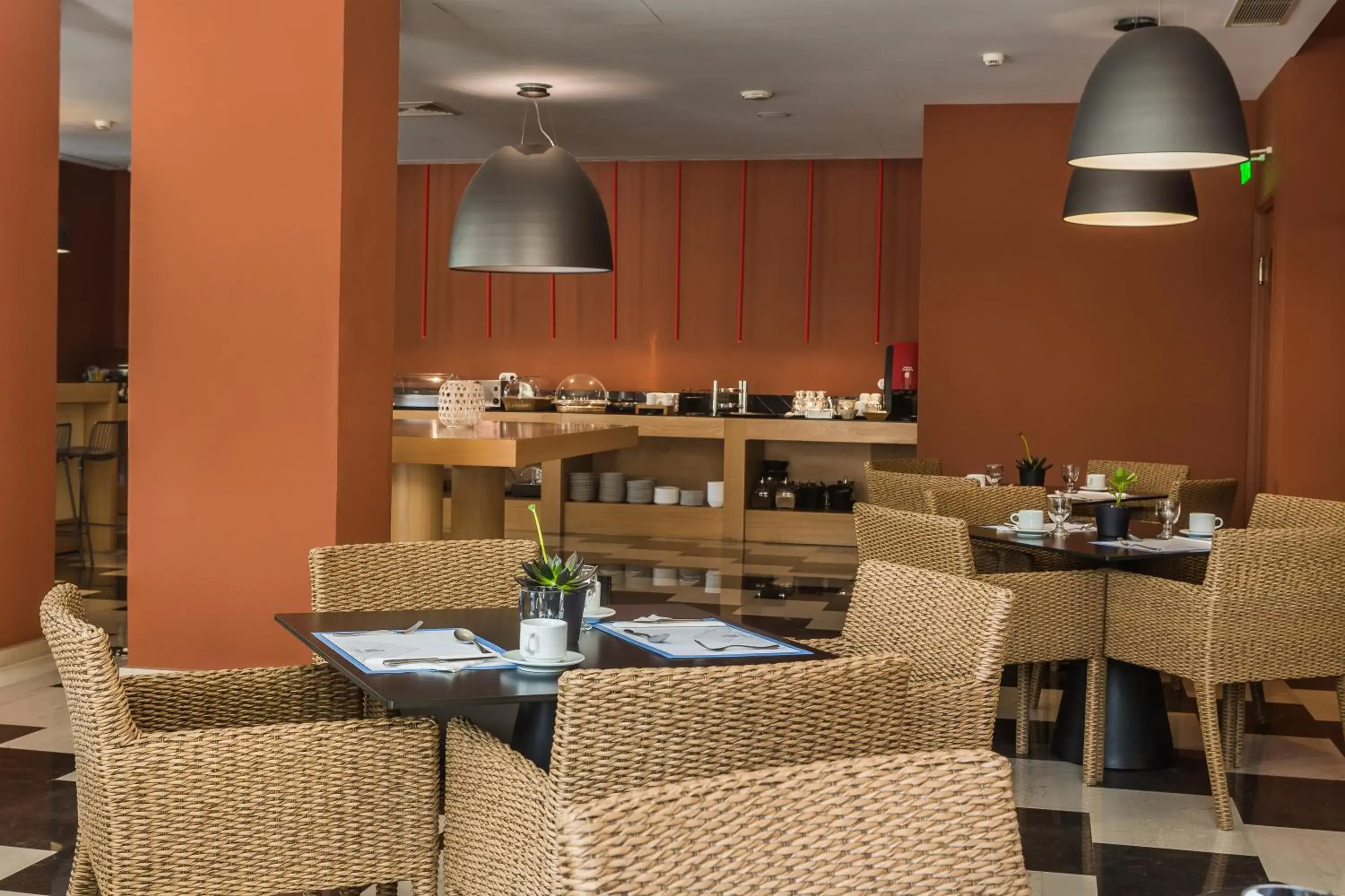 Restaurant/places to eat in Aenos Hotel Restaurant/places to eat in Aenos Hotel