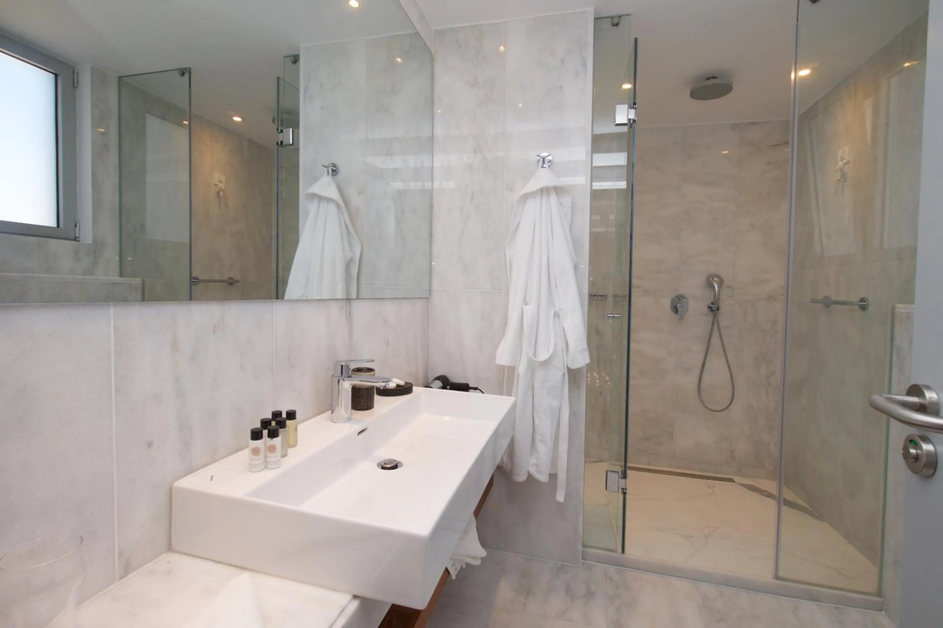 Bathroom in Aenos Hotel