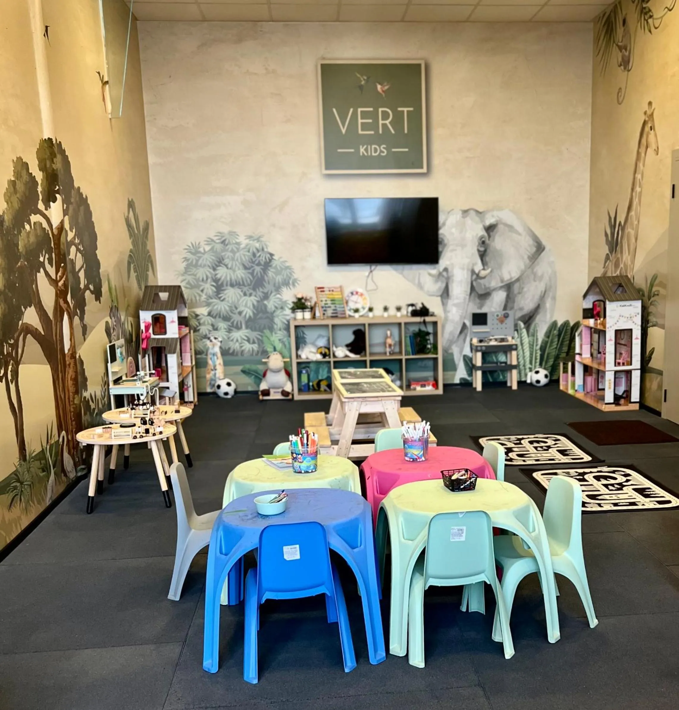Kids's club in Vert Dead Sea by AFI Hotels
