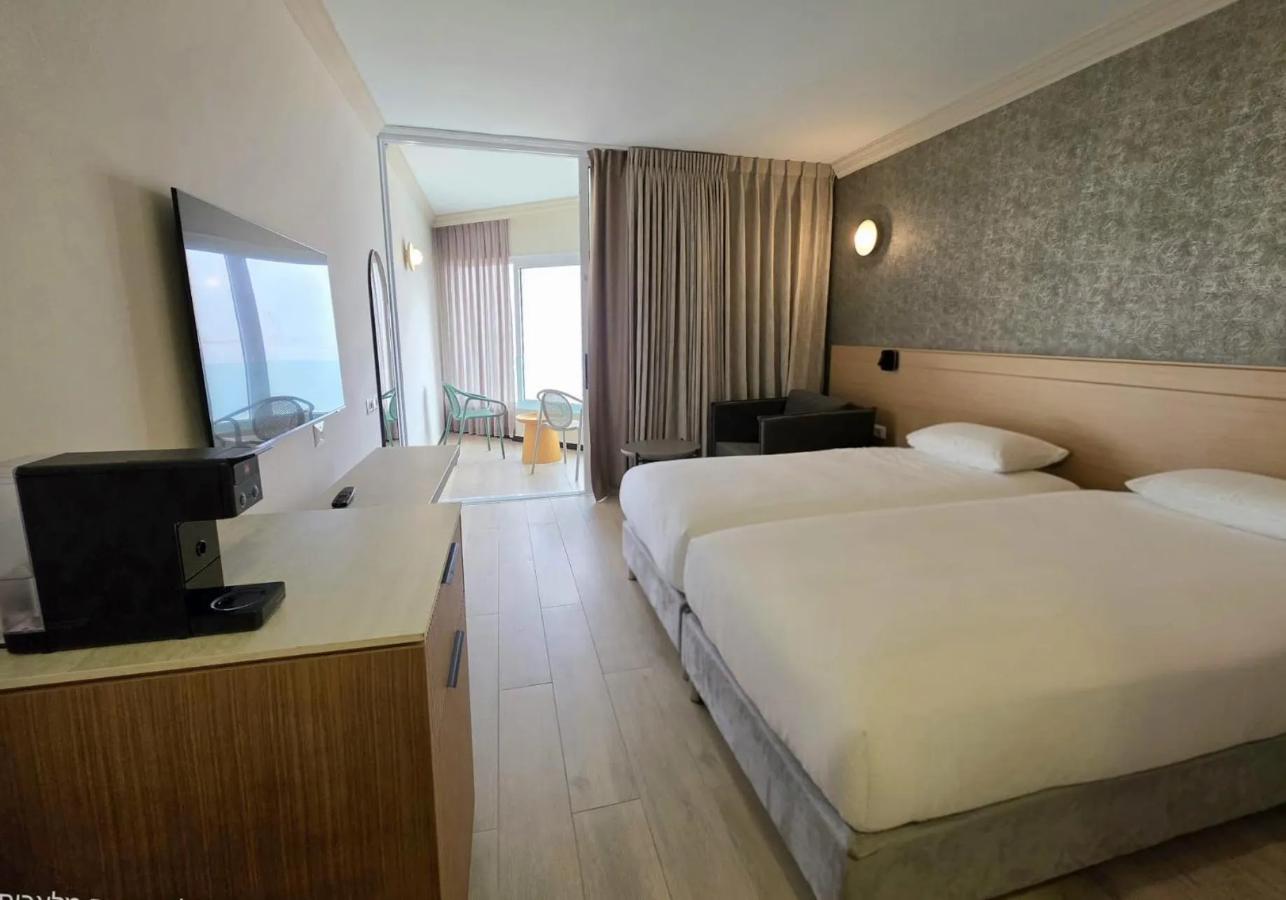 Bedroom, Bed in Vert Dead Sea by AFI Hotels