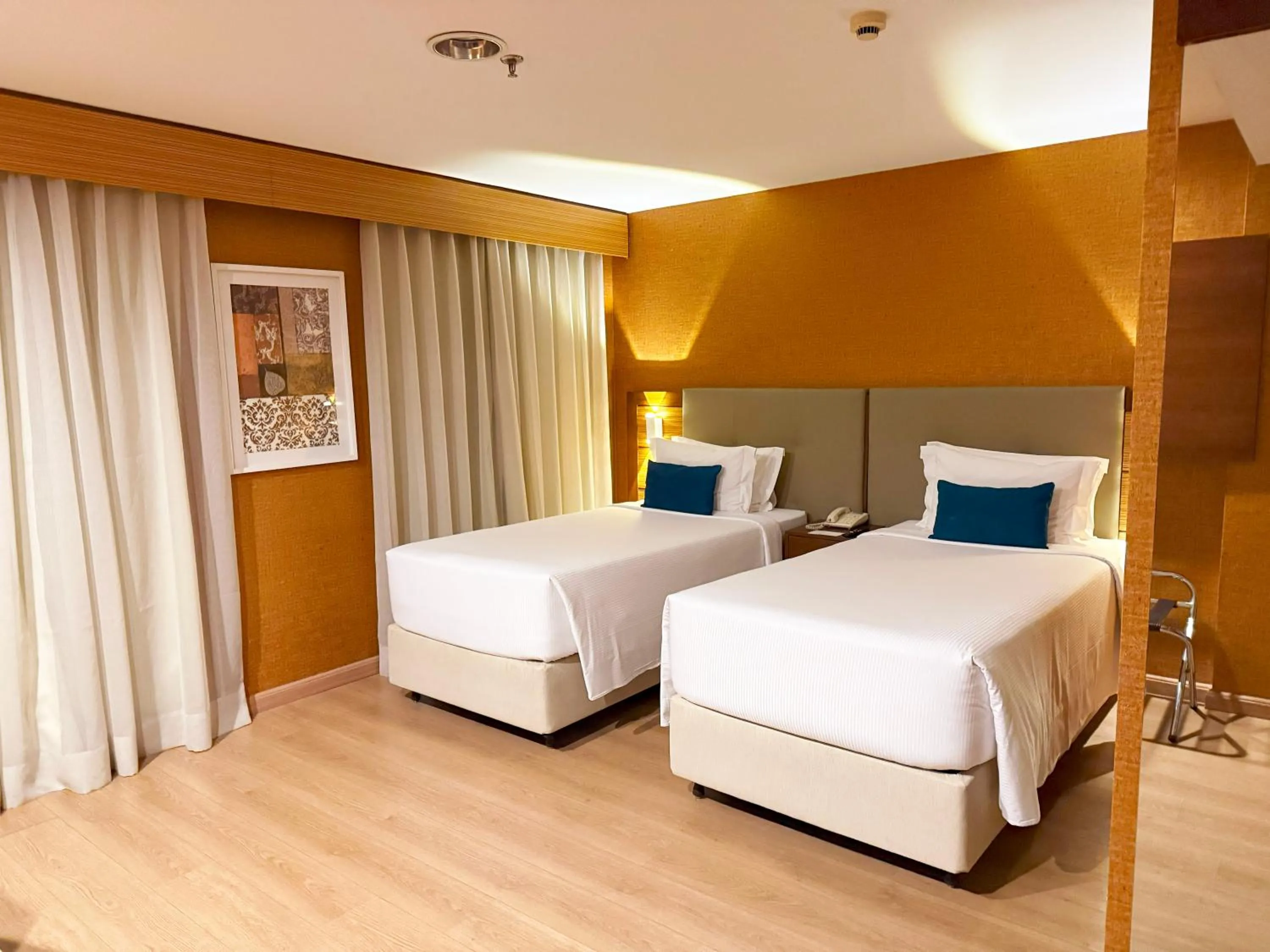 Bed in Wyndham Sao Paulo Ibirapuera Convention Plaza