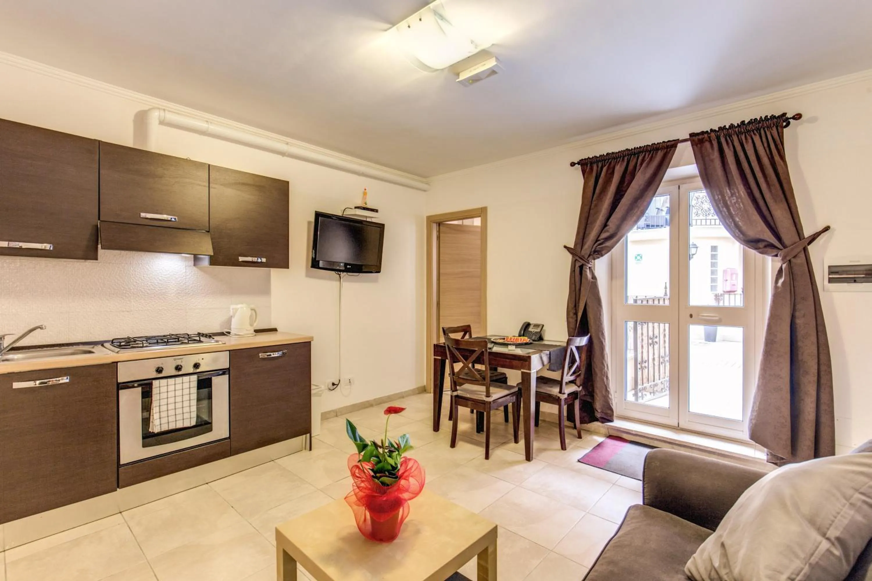 Kitchen or kitchenette in Aurelia Vatican Apartments