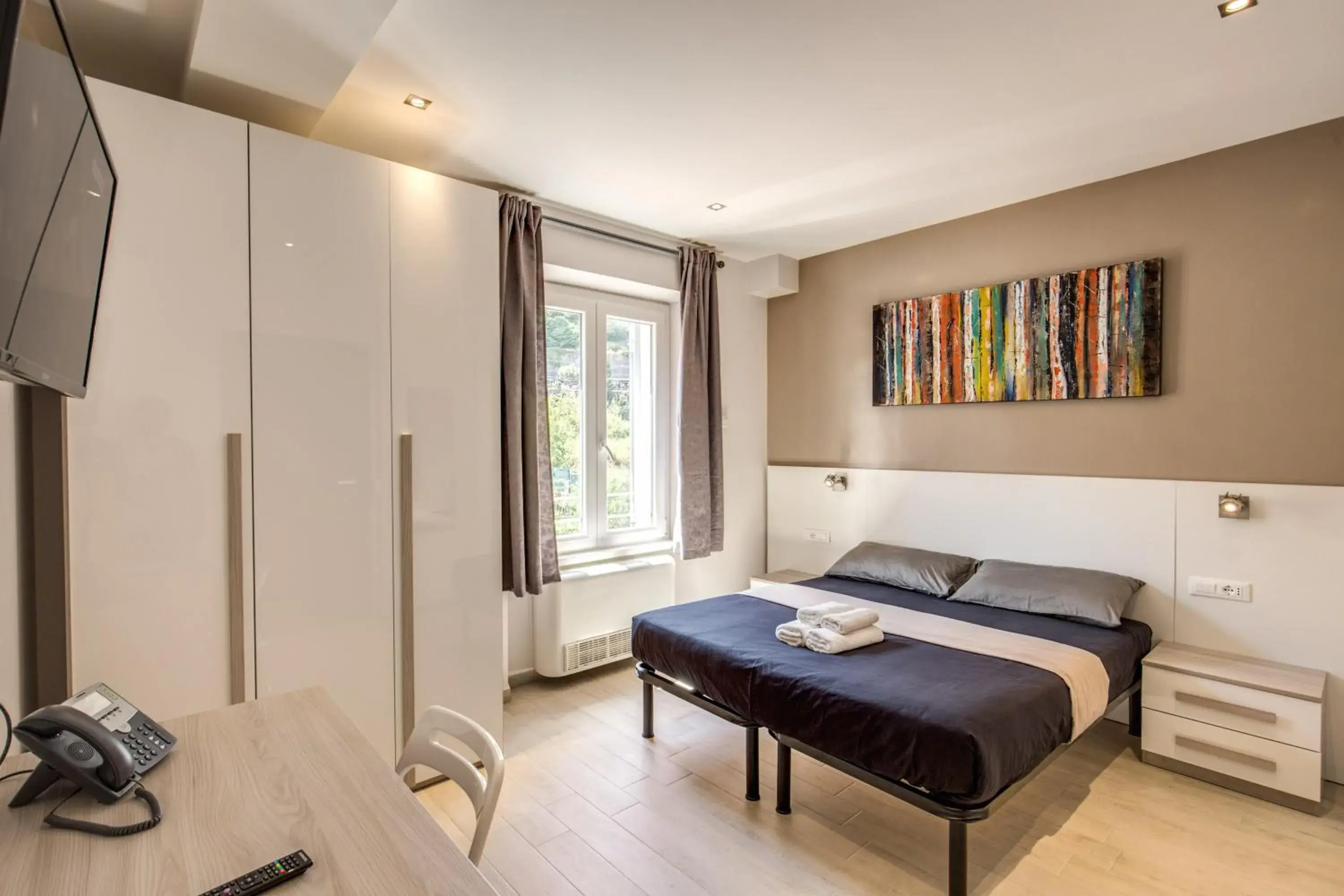Double or Twin Room in Aurelia Vatican Apartments Double or Twin Room in Aurelia Vatican Apartments