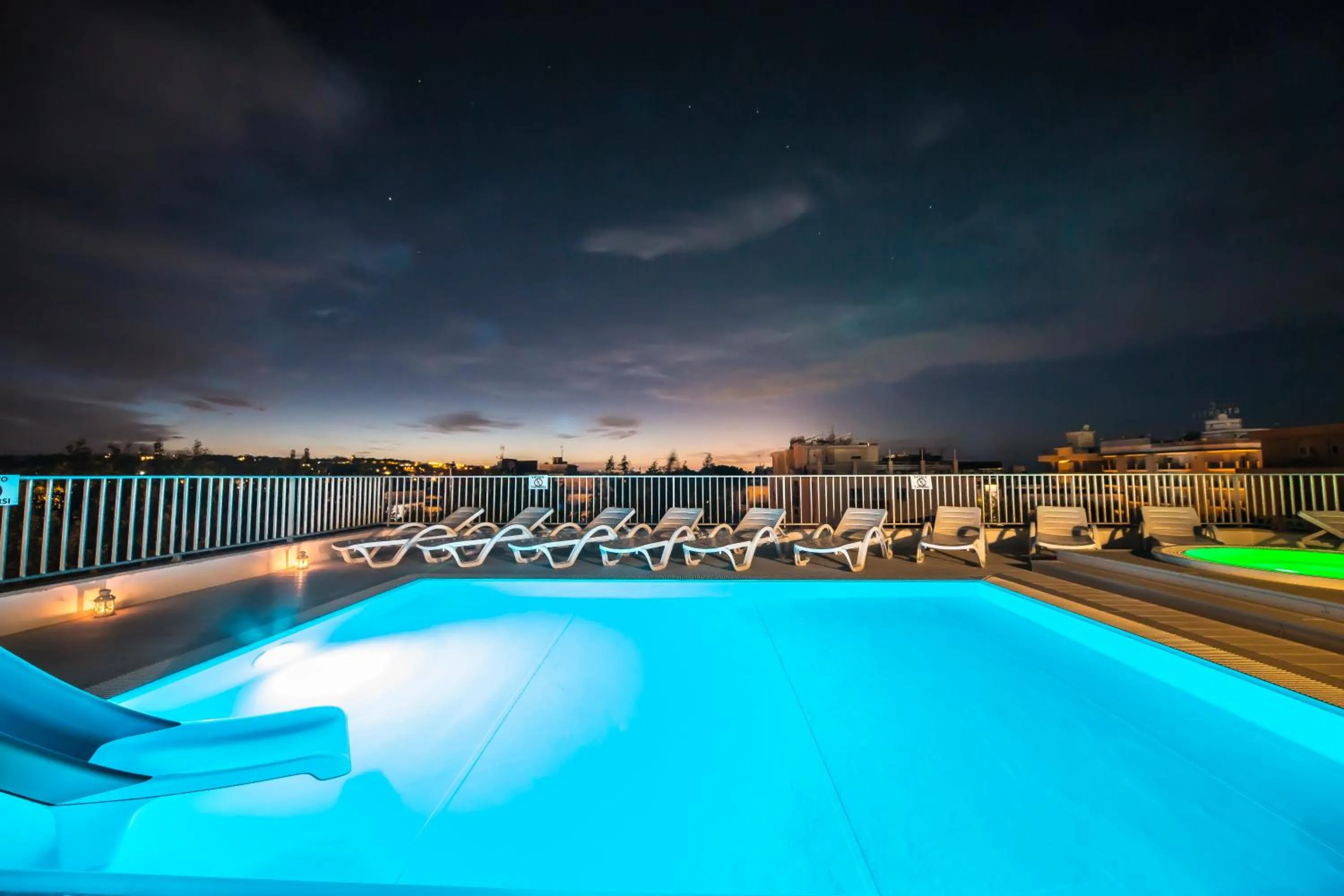 Swimming pool in Ciccio Hotel