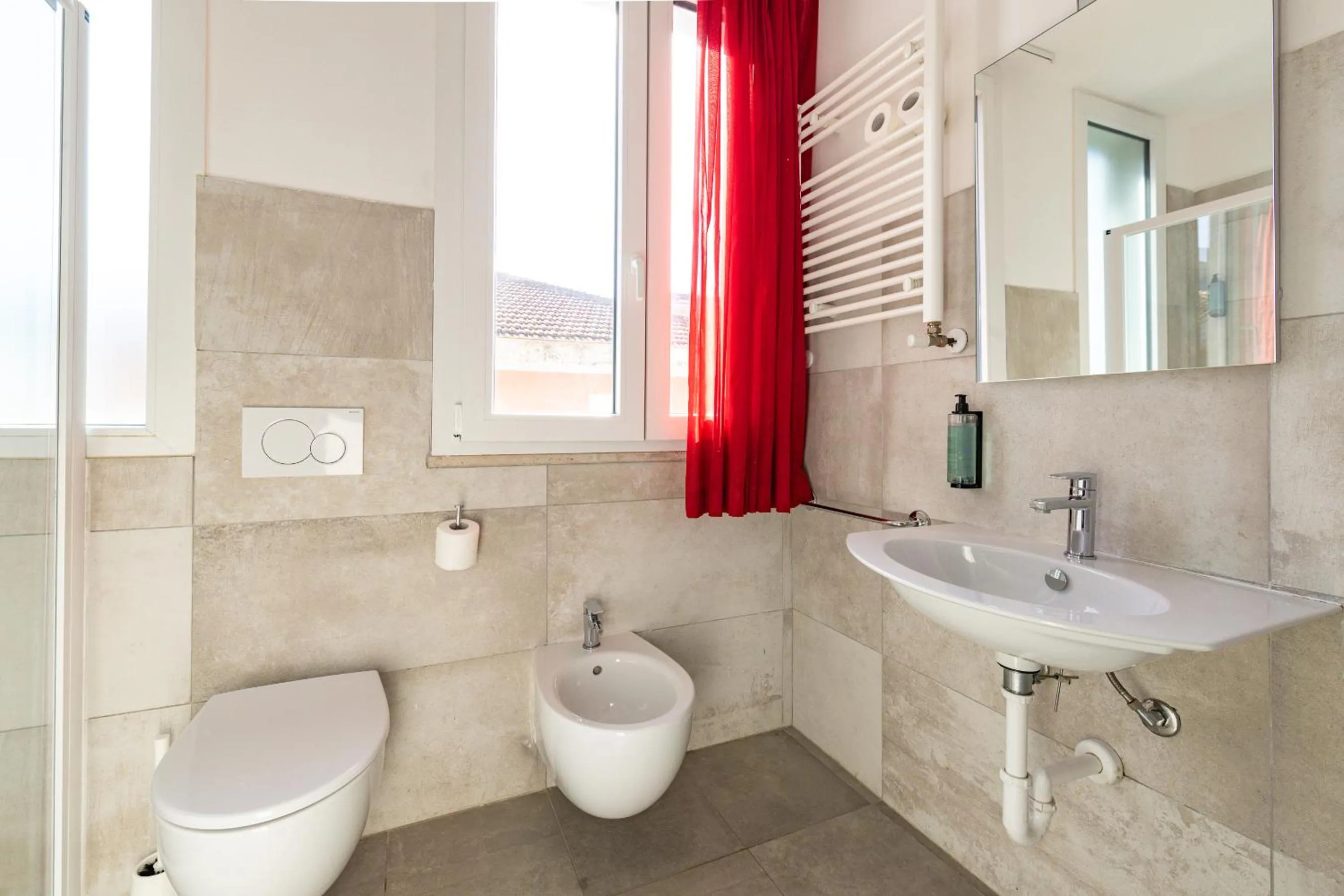 Bathroom in Ciccio Hotel