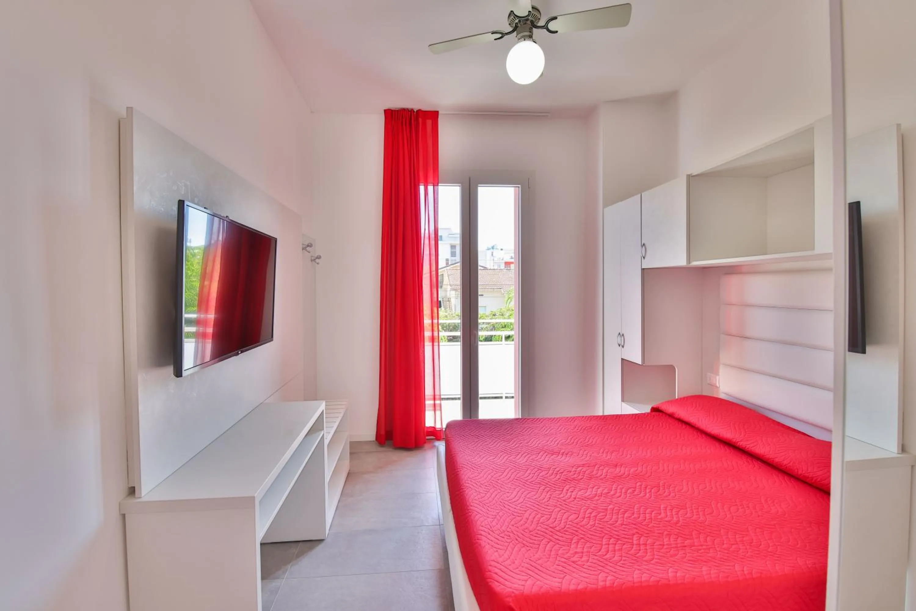 Bedroom, Bed in Ciccio Hotel