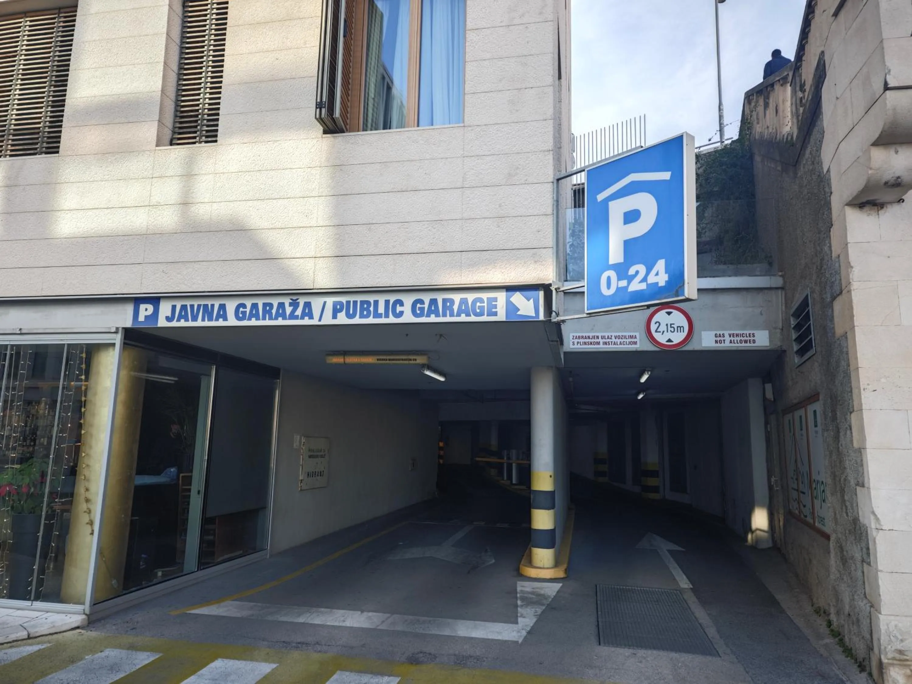 Parking in Apartment Central Old town with private indoor garage parking
