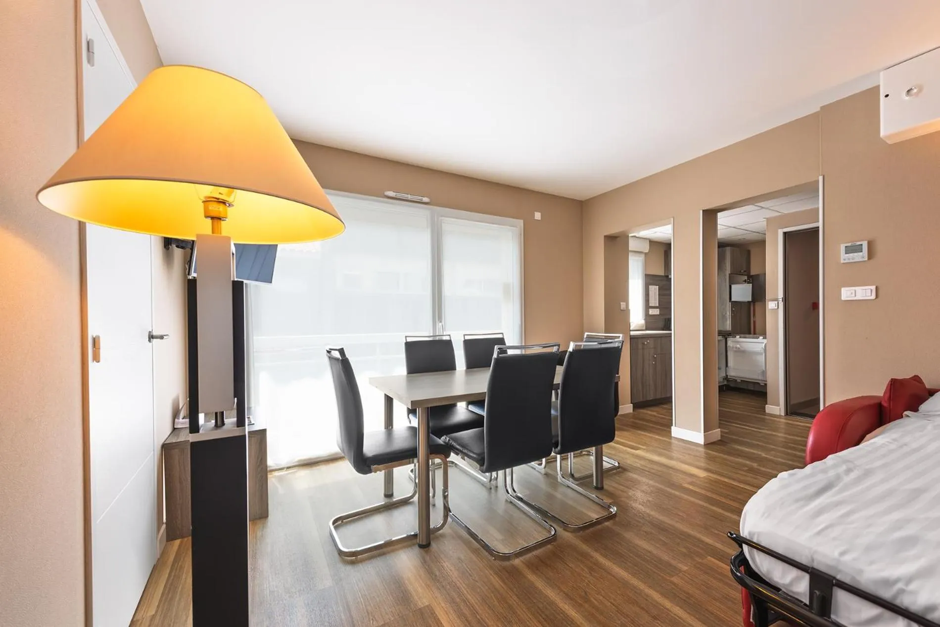 Kitchen or kitchenette in Park Hôtel & Appartements