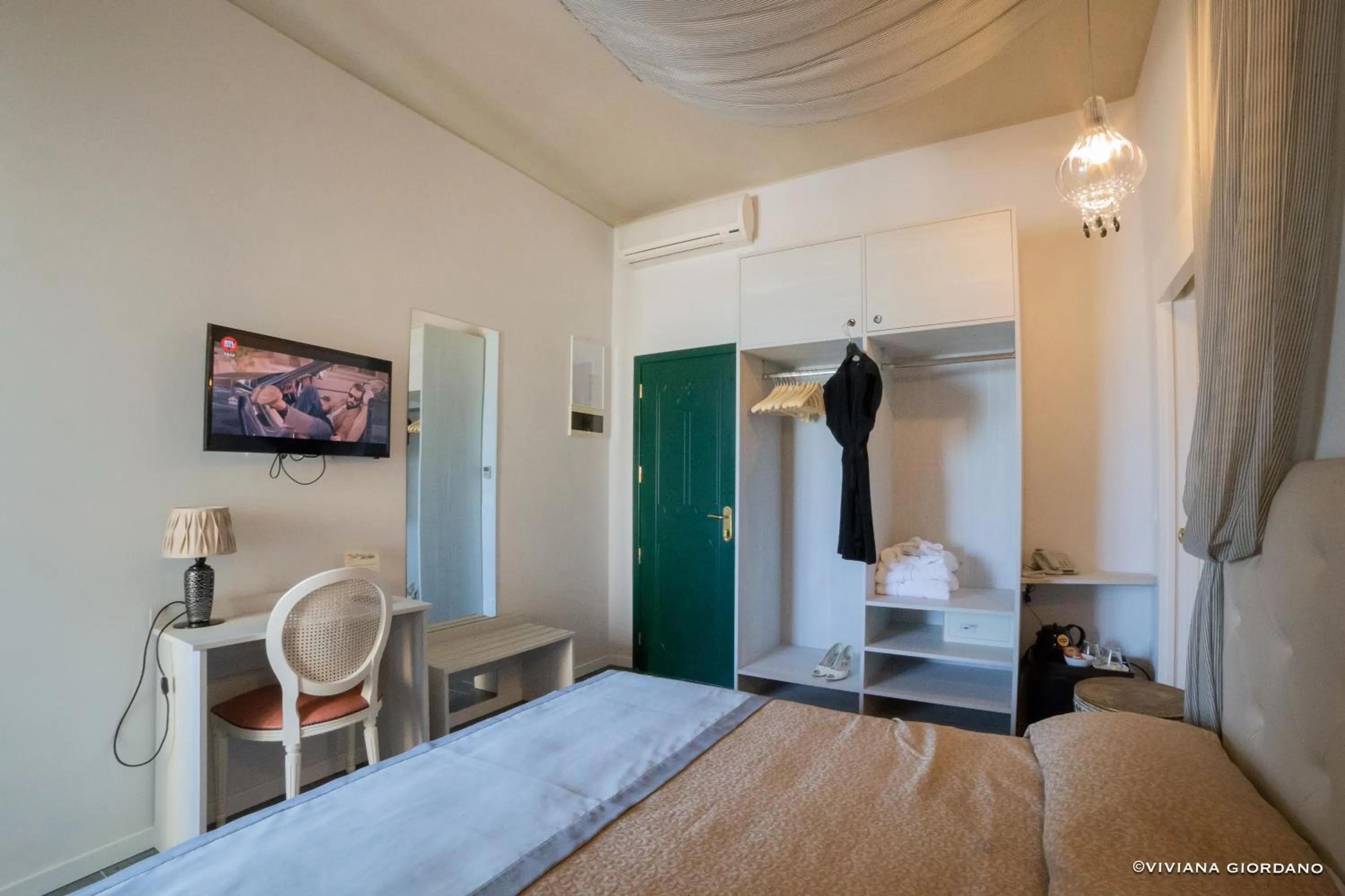 Bed in Hotel River fronte mare con piscina