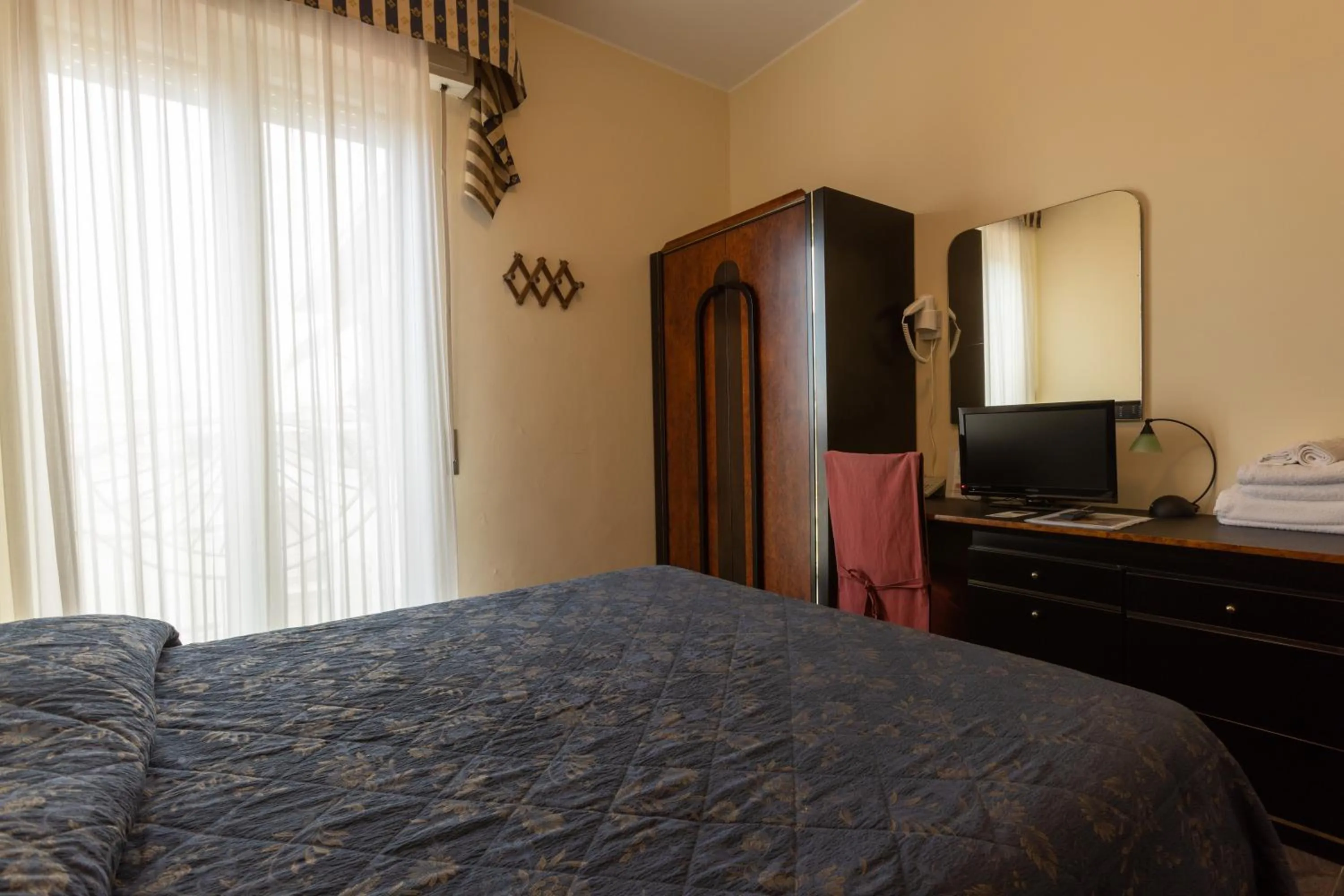 Bed in Hotel River fronte mare con piscina