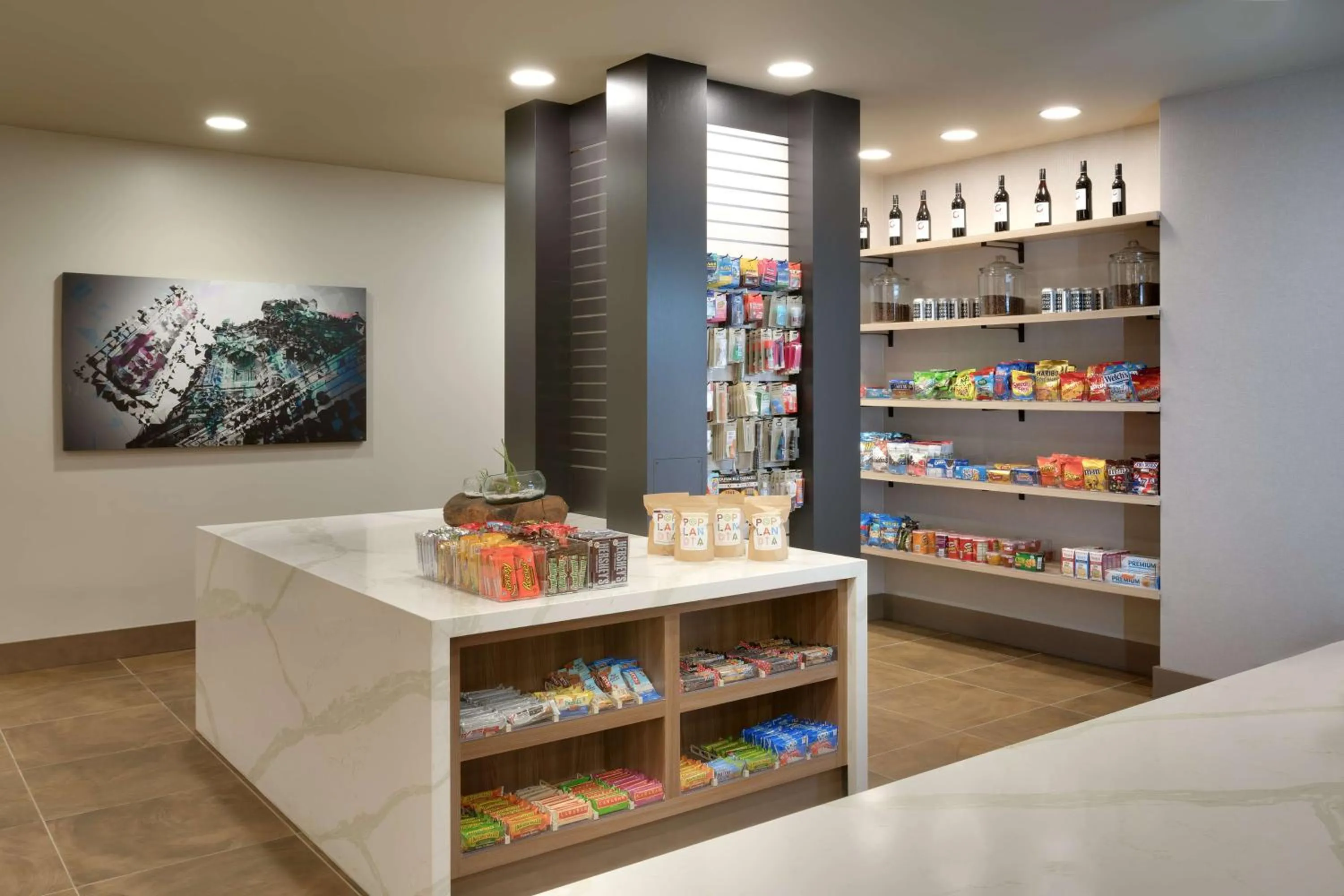 Restaurant/places to eat in Hyatt House Portland / Downtown