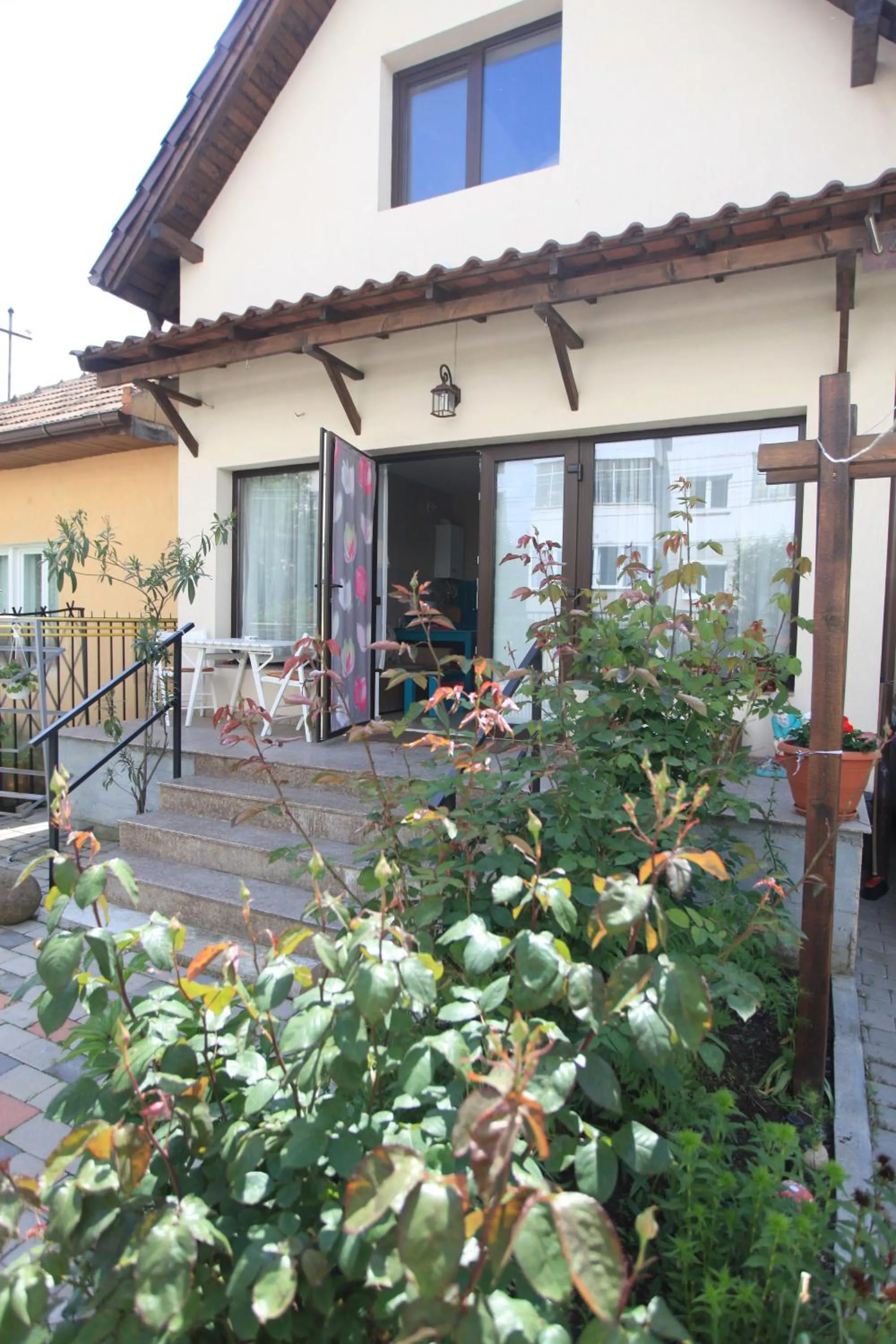 Lucas 38 Apartments