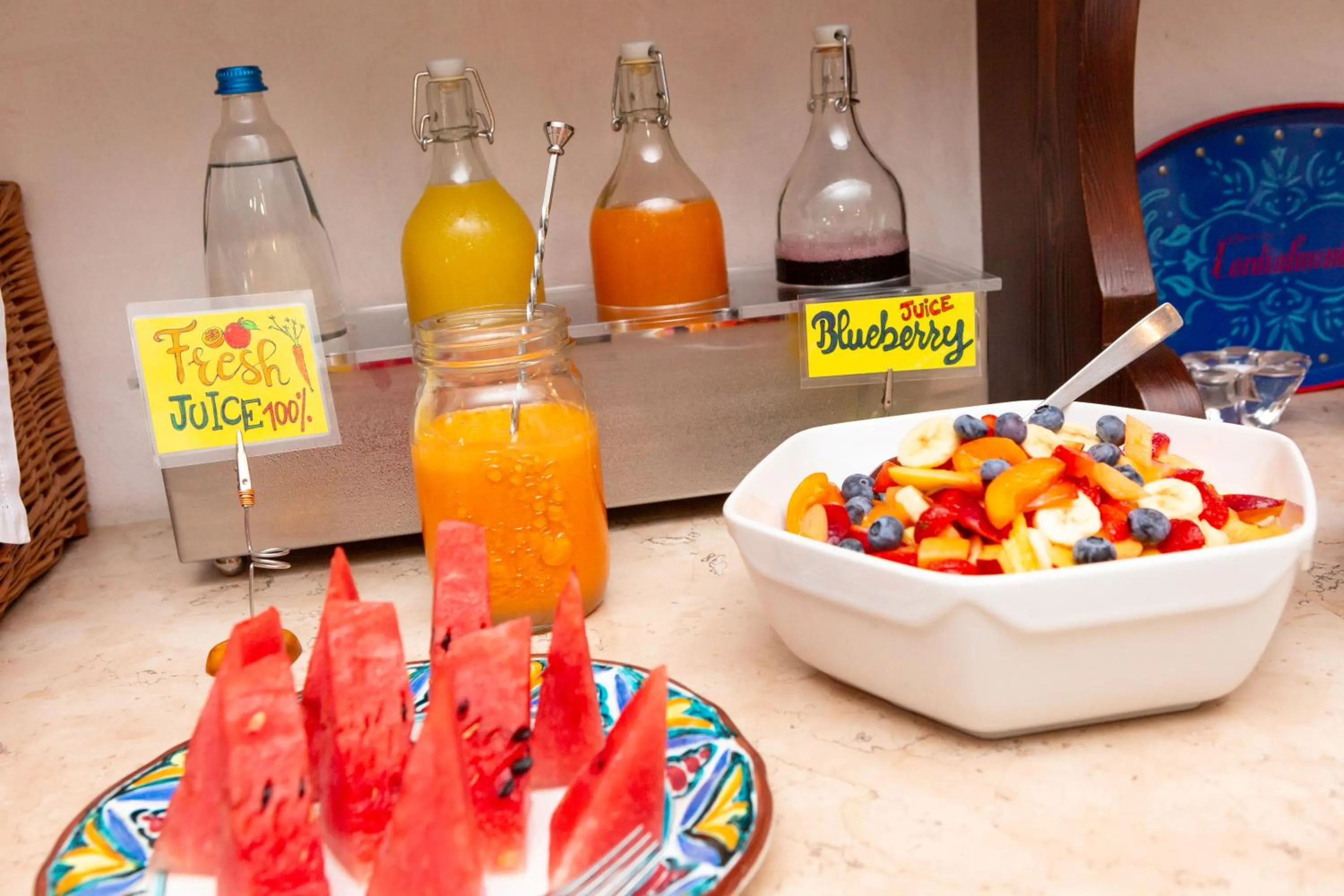 Buffet breakfast in Residence Alesi