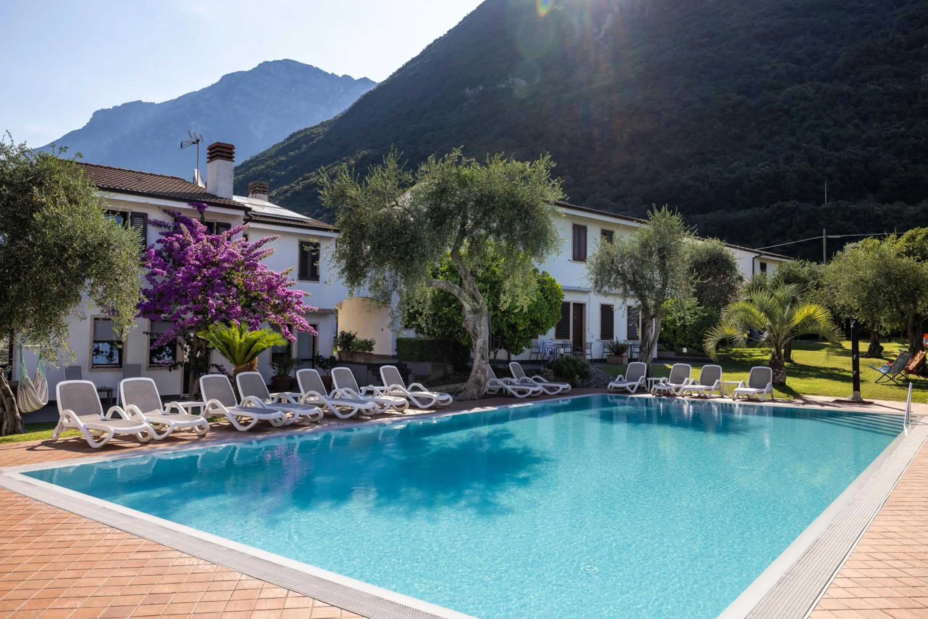 Swimming pool in Residence Alesi