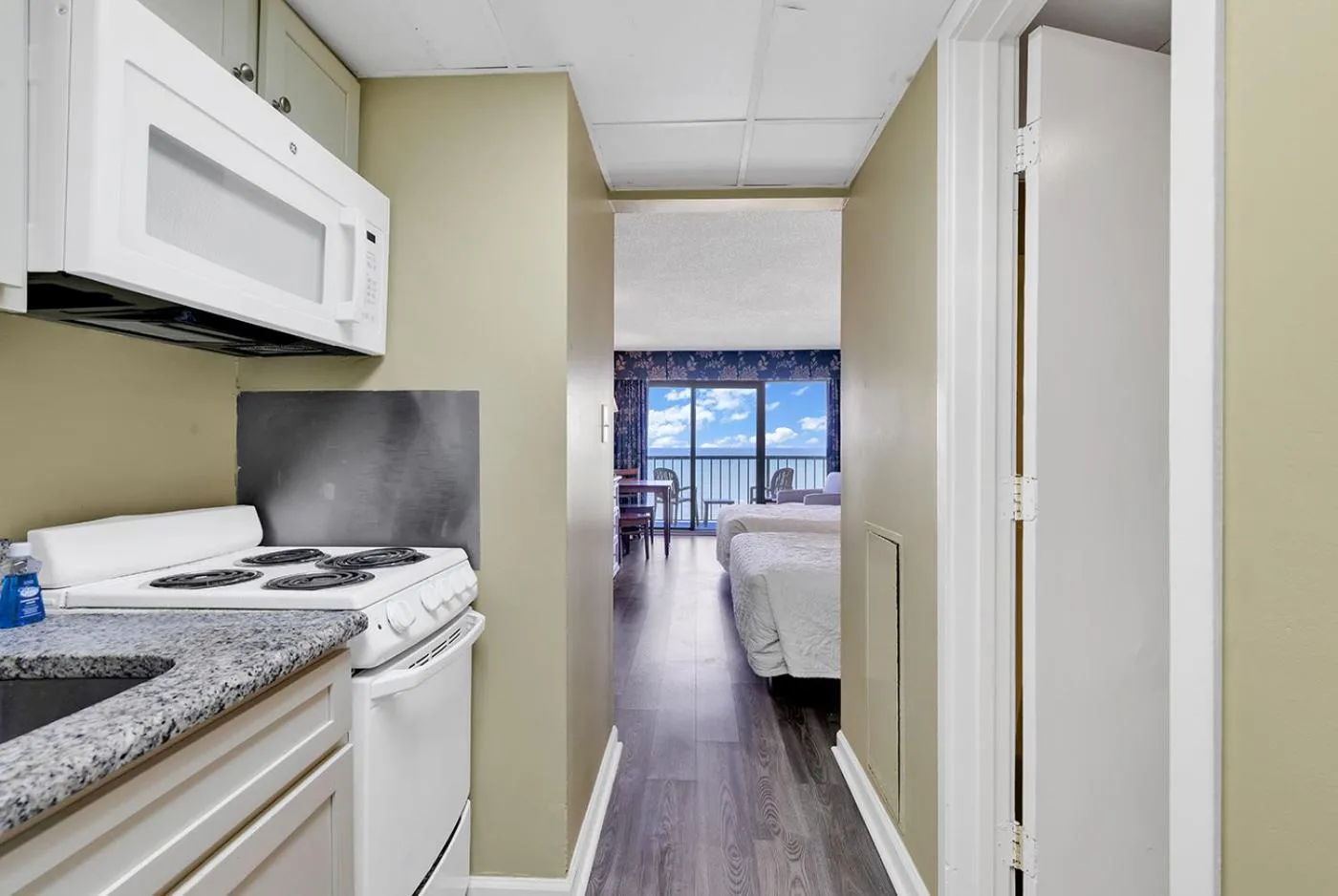 Bed in Windsurfer Hotel