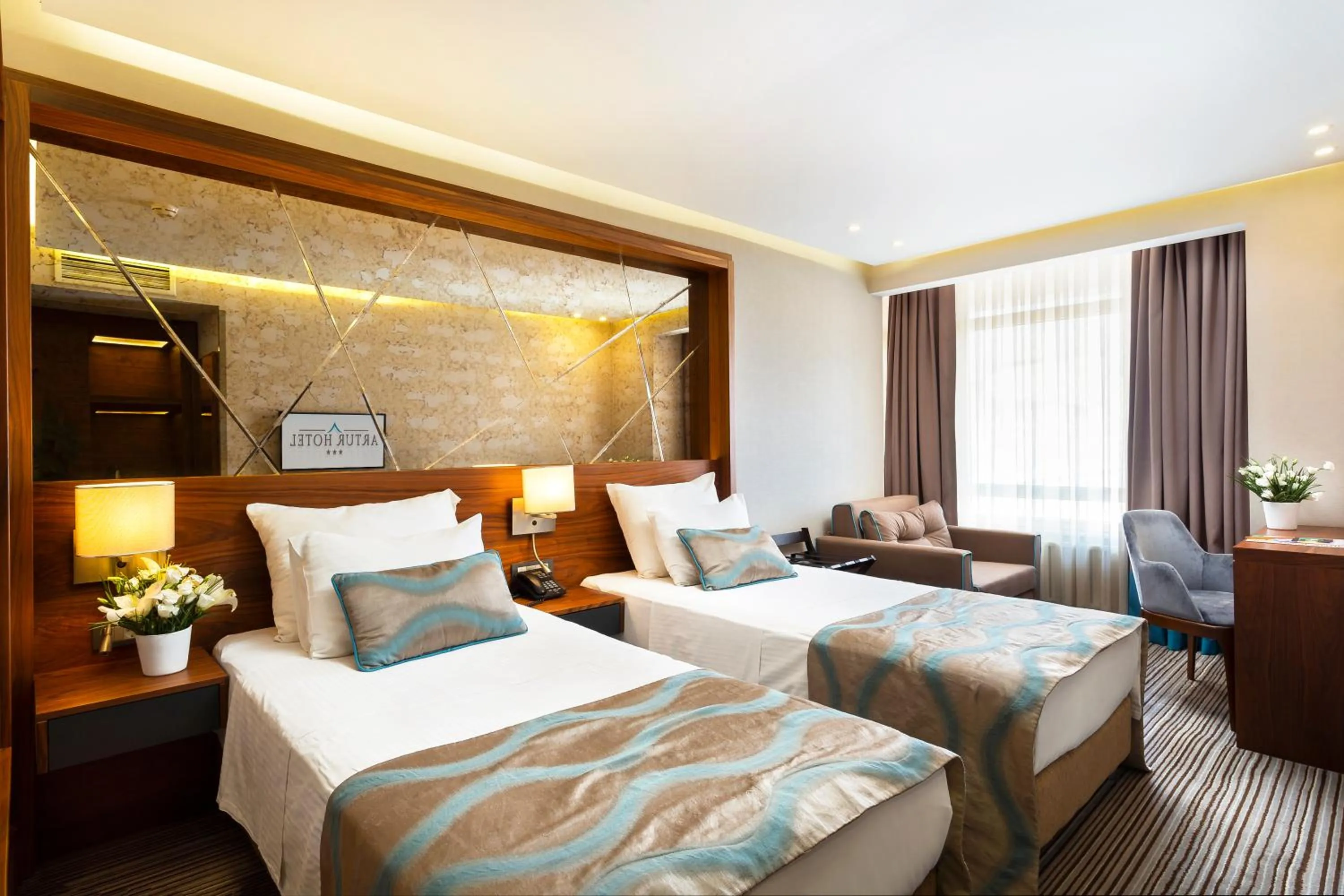 Photo of the whole room, Bed in Artur Hotel