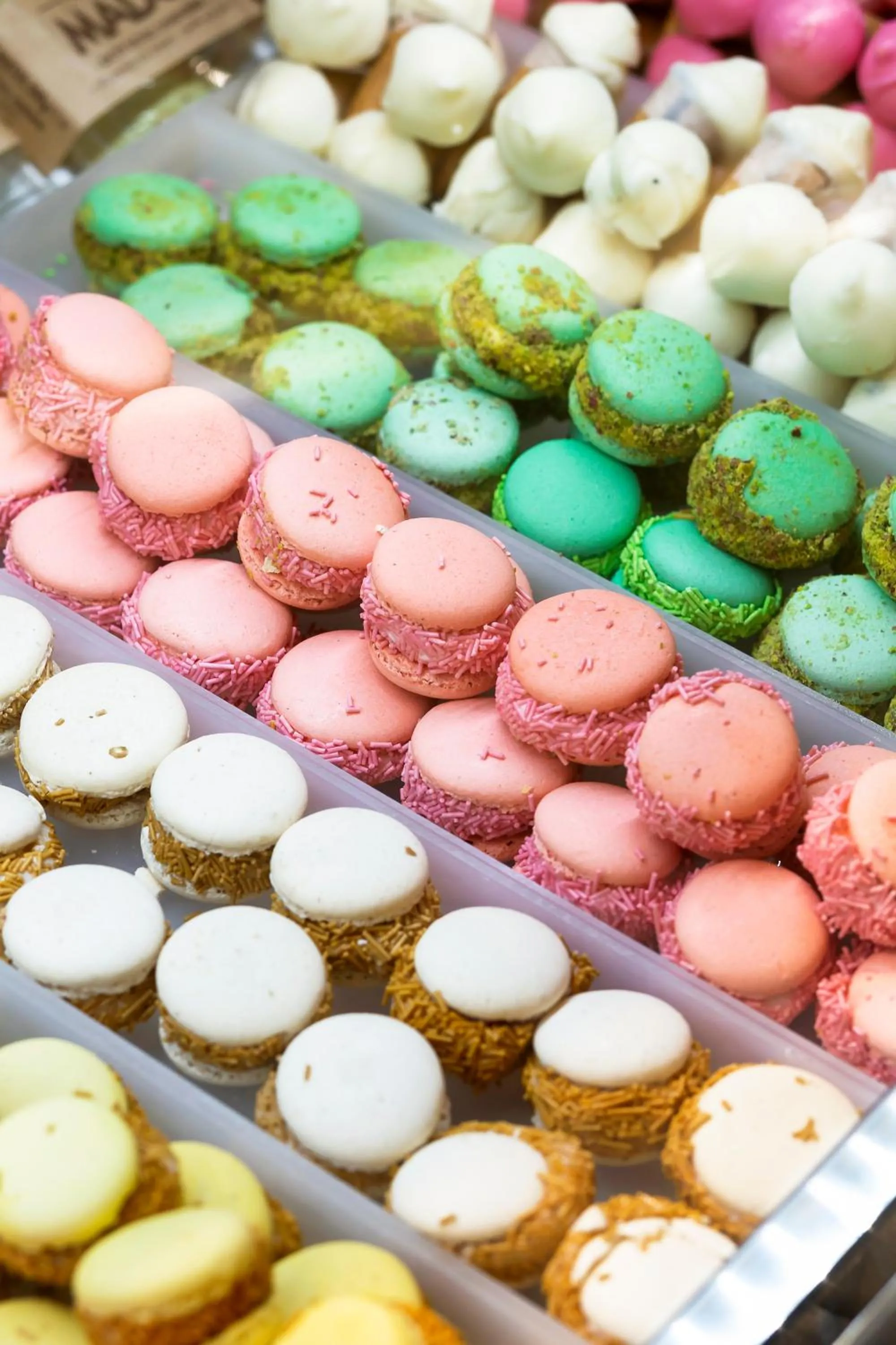 Food and drinks in Artur Hotel