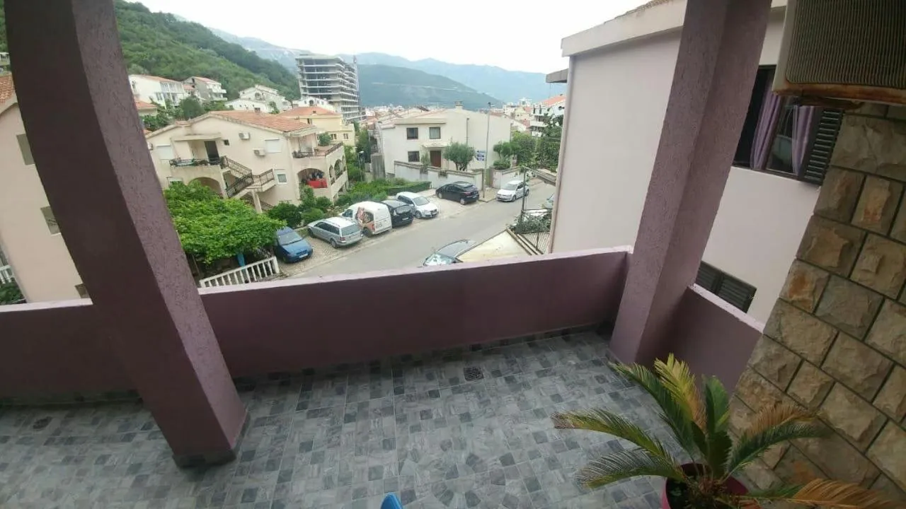 Property building in Apartman Bećir