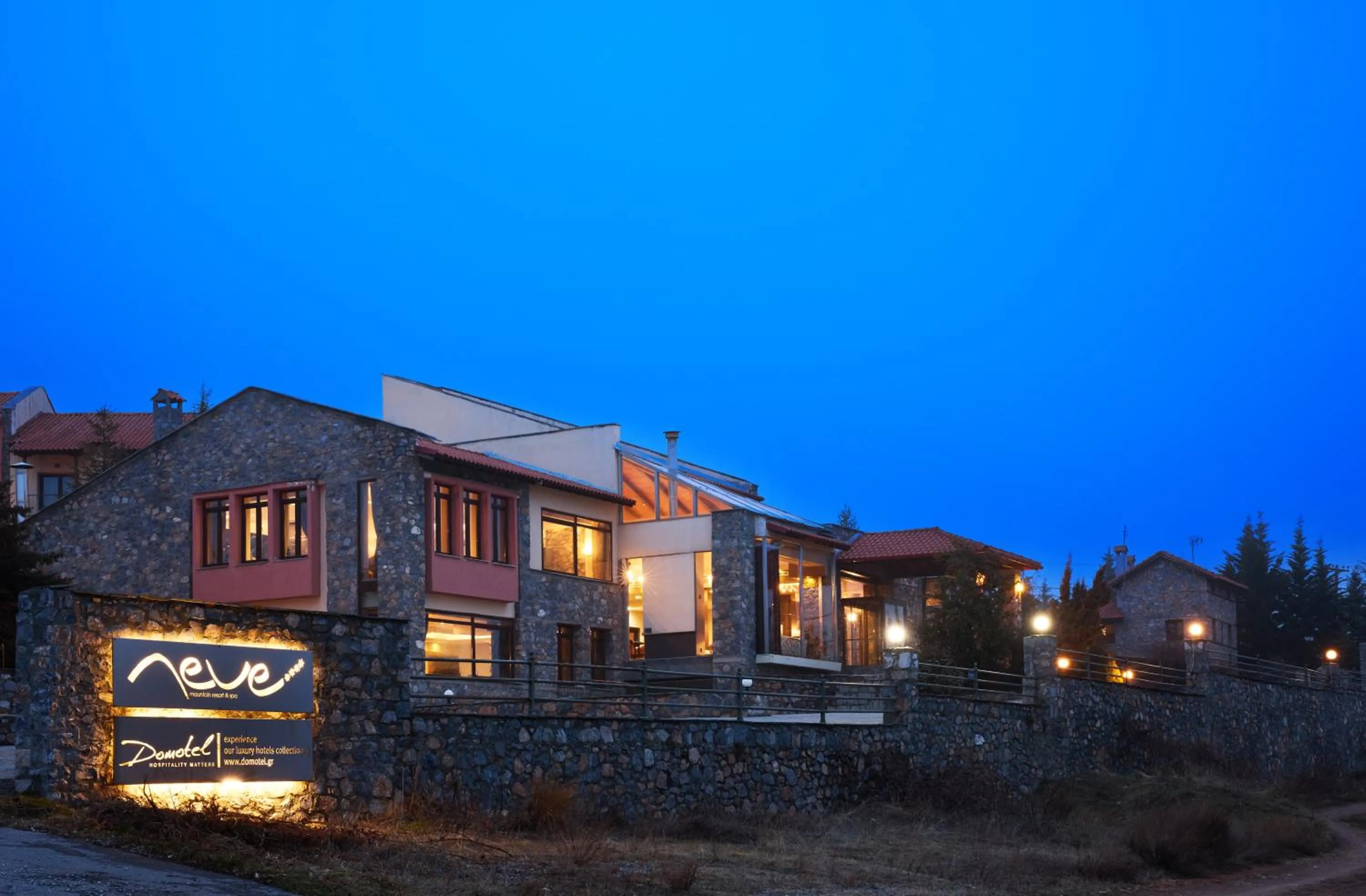 Property building in Domotel Neve Mountain Resort