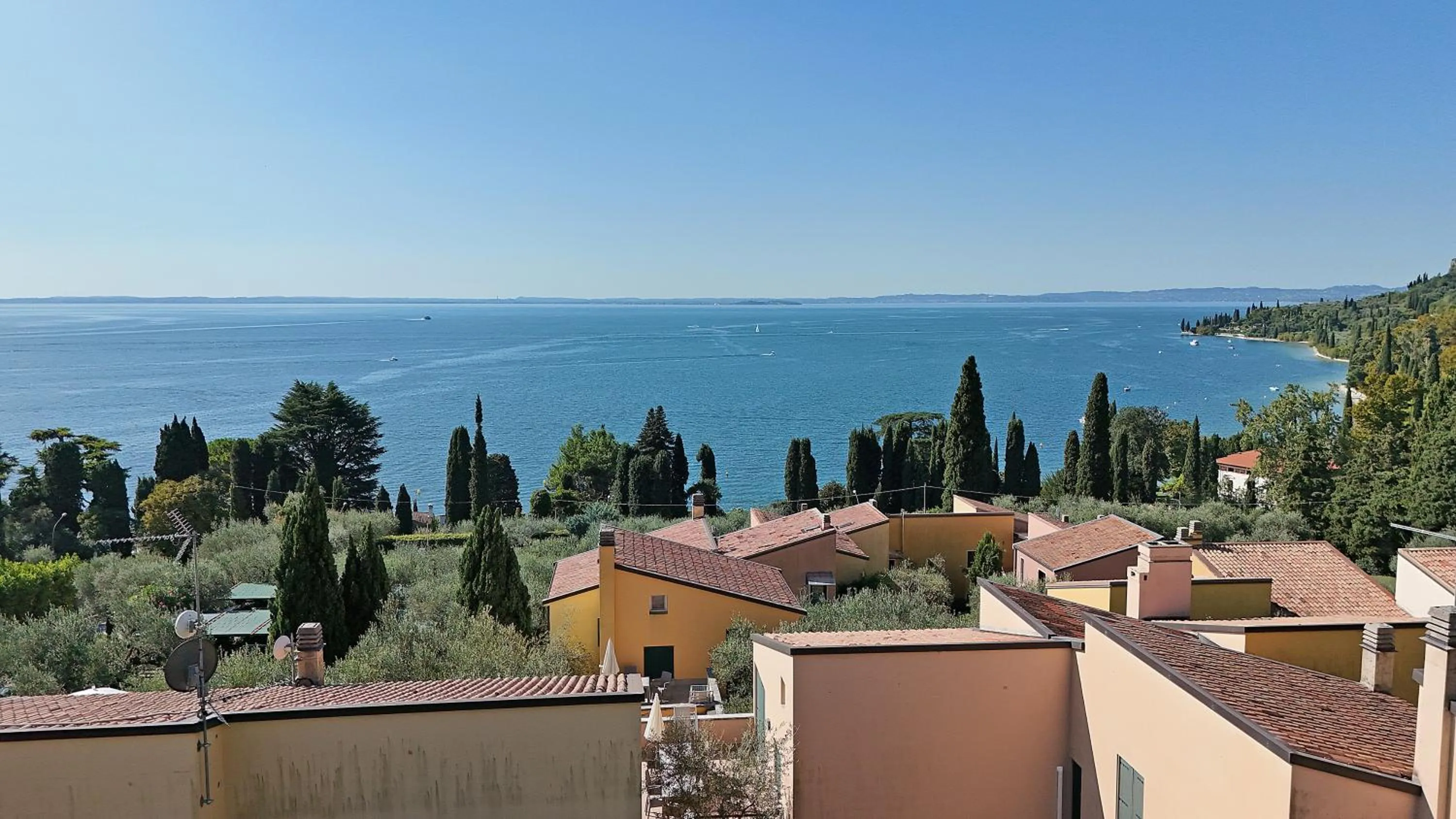 Lake view in Appartamenti Pratone