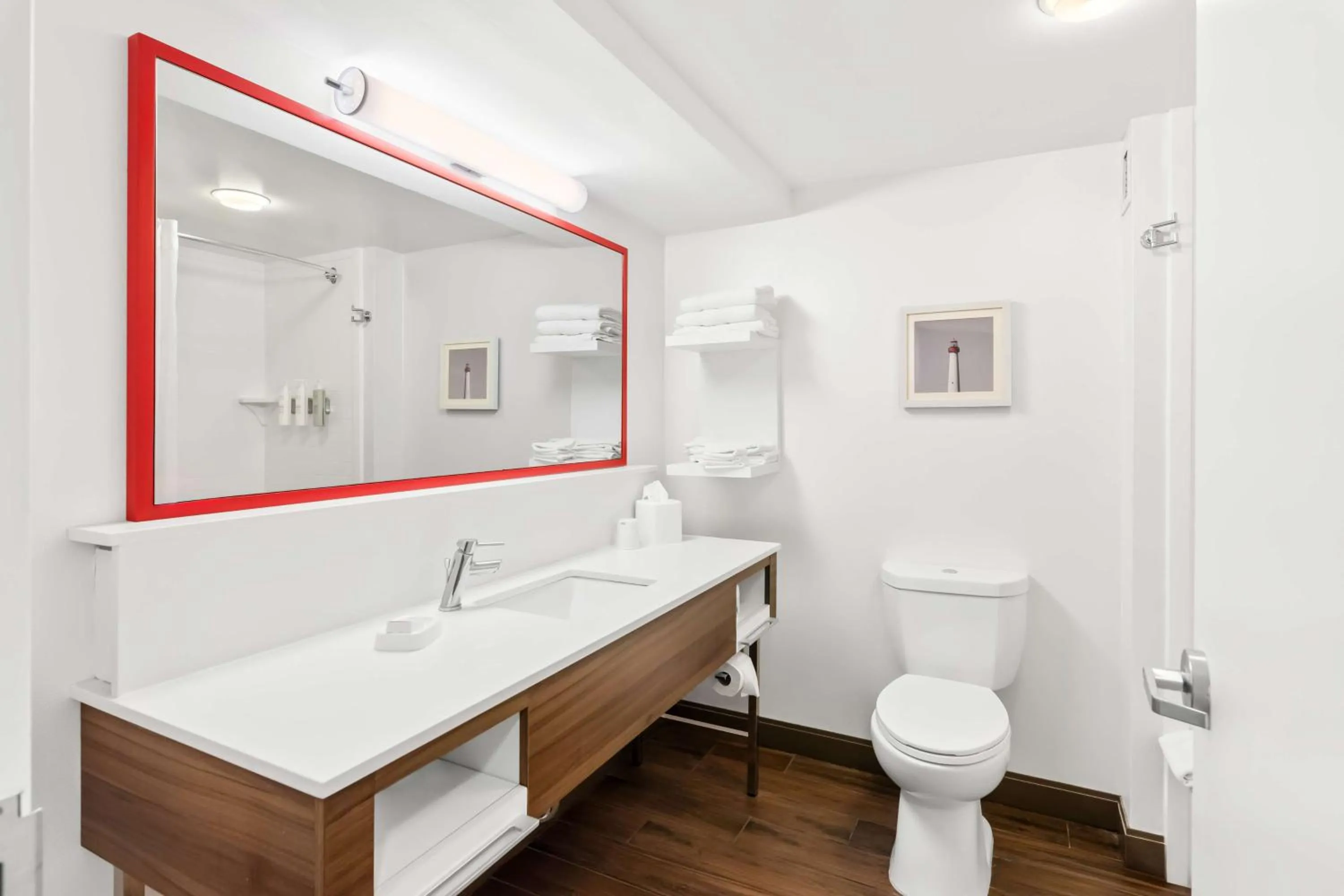 Bathroom in Hampton Inn Pennsville